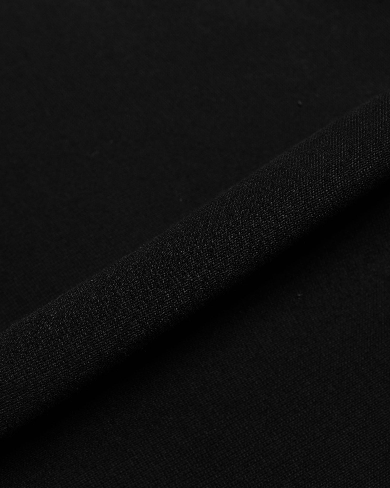 Arpenteur Coral Rachel Mesh Black fabric