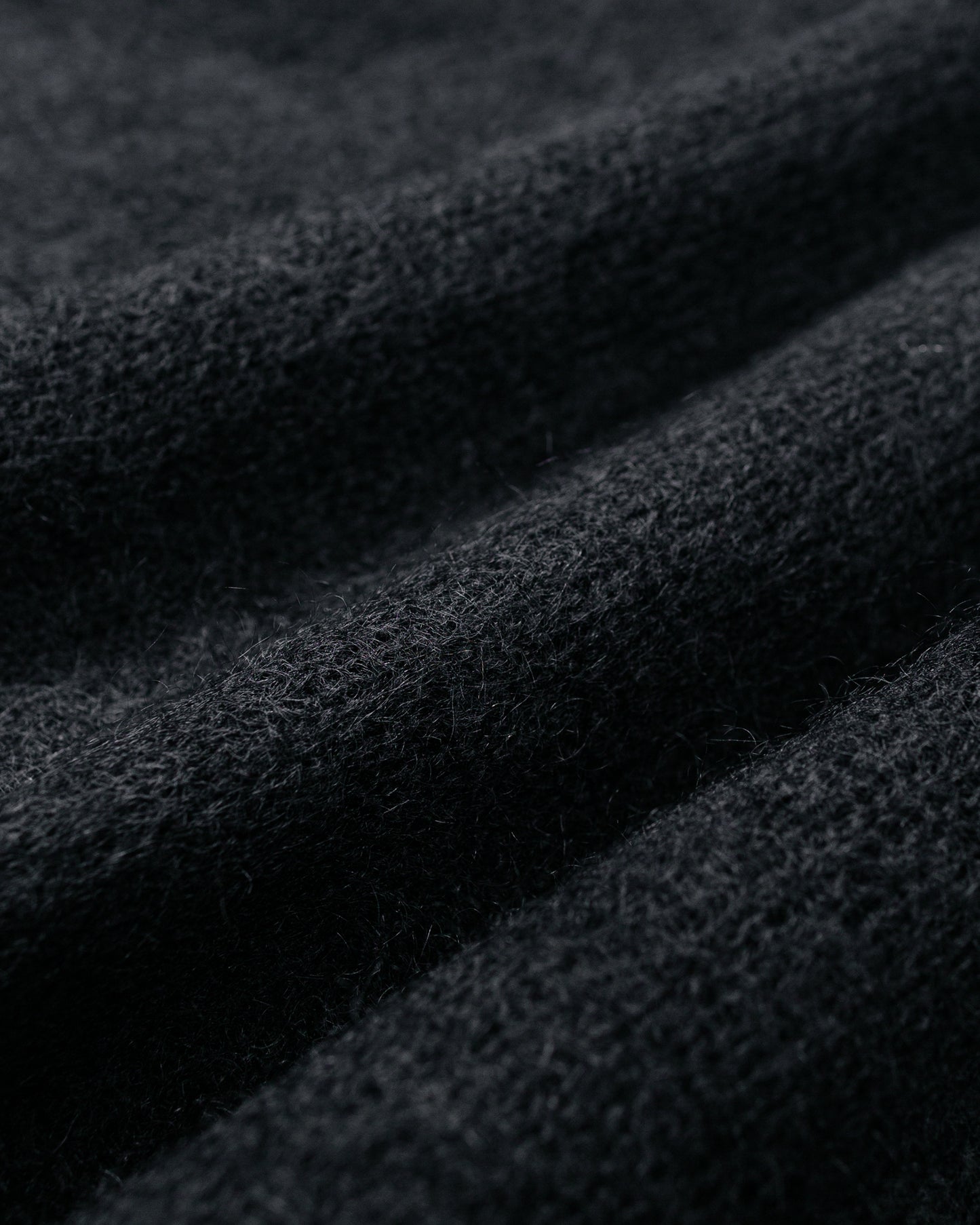 Batoner Pure Mohair V Cardigan Black