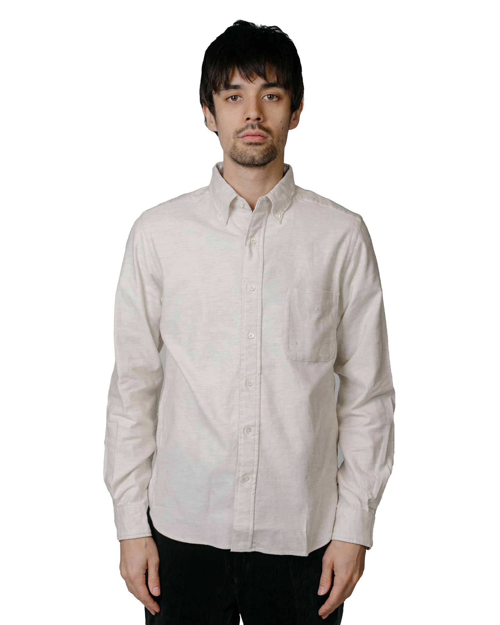 Beams Plus B.D. Flannel Solid Off White model front