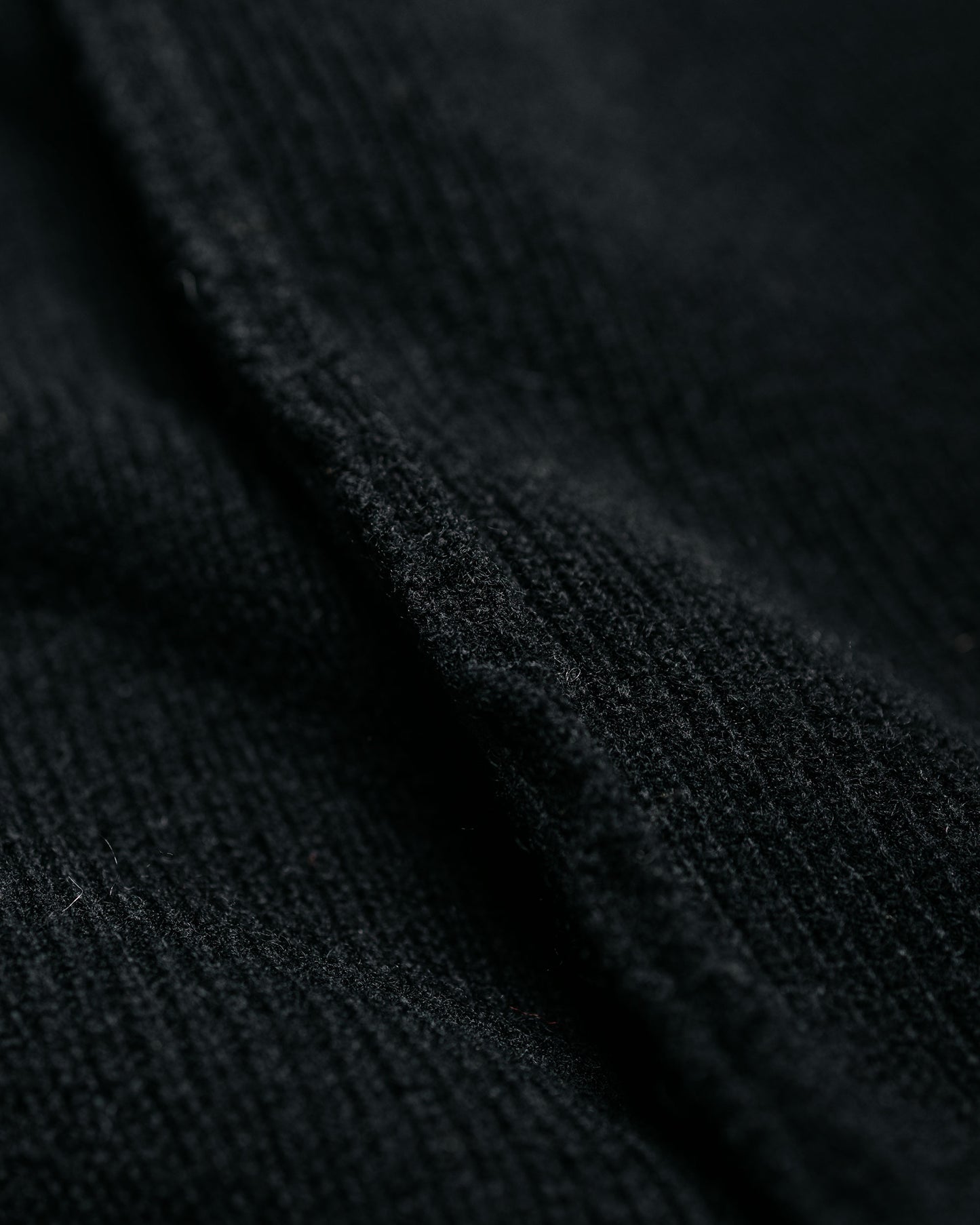 CASEY CASEY Inside Out Seam Jumper Woocash Black