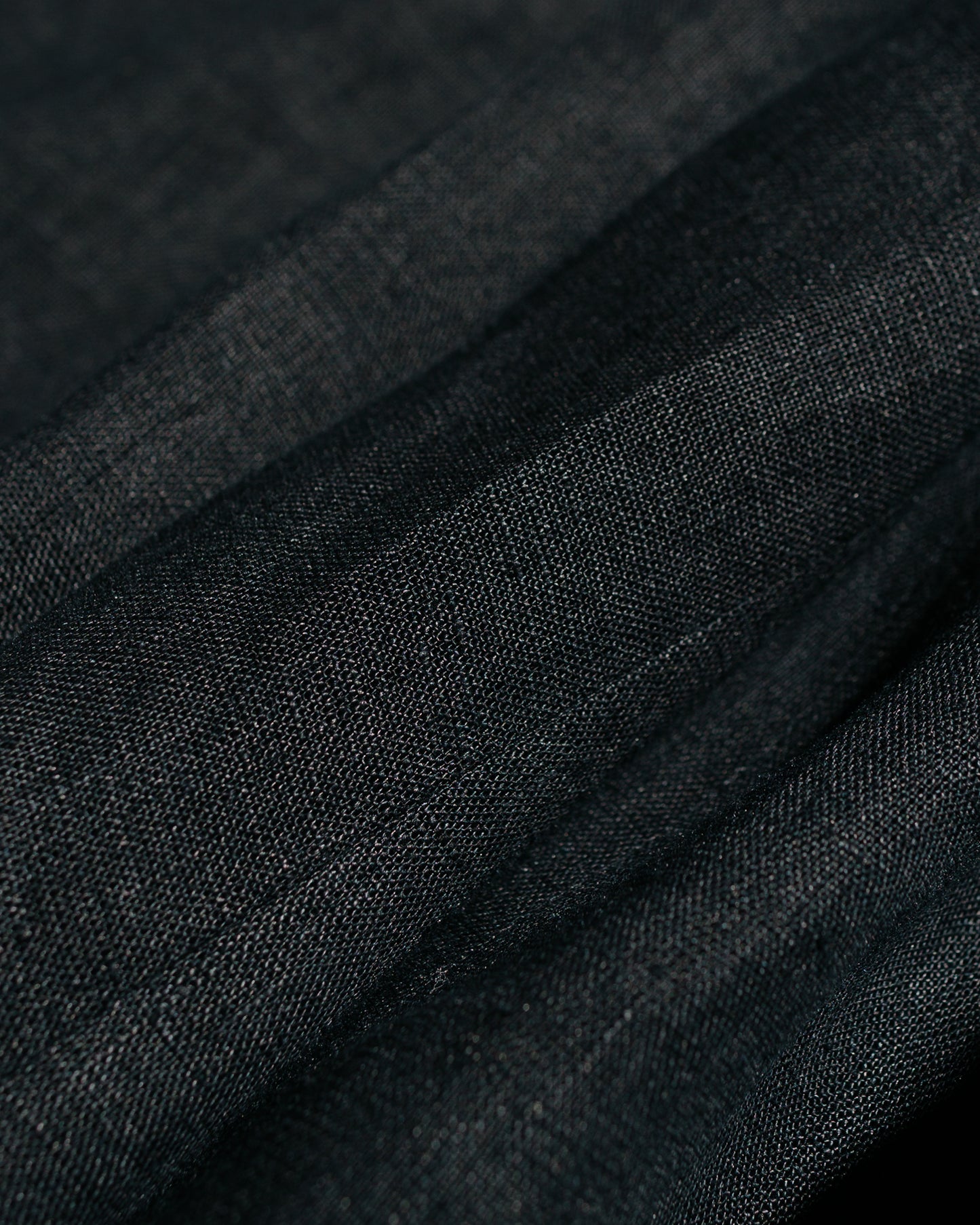 MARKAWARE Classic Fit Two Tuck Easy Trousers Hemp Shirting Black