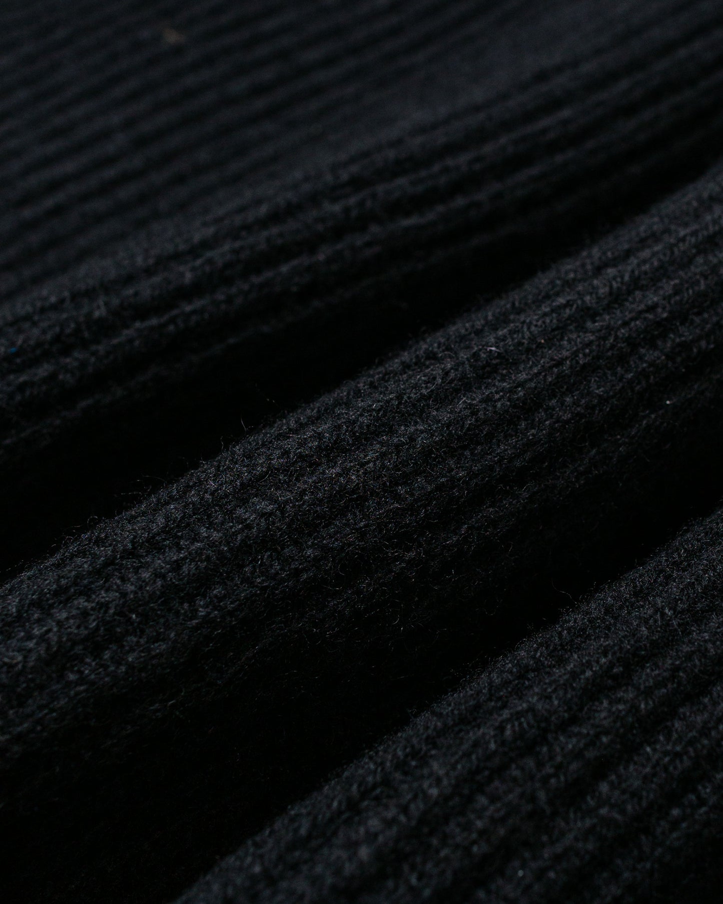 Merz B. Schwanen LOCG02 Cardigan Deep Black