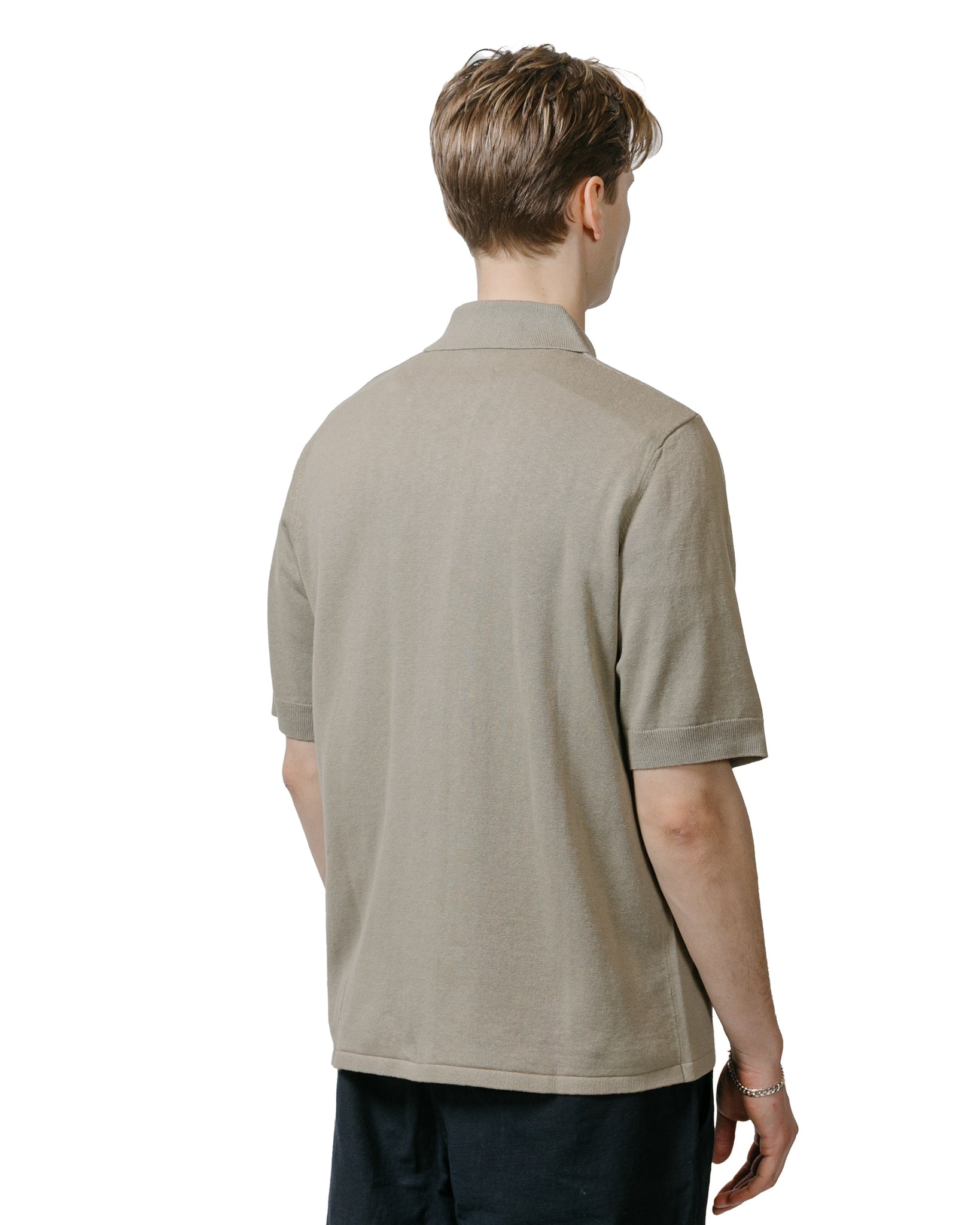 Norse Projects Rollo Cotton Linen SS Shirt Clay model back