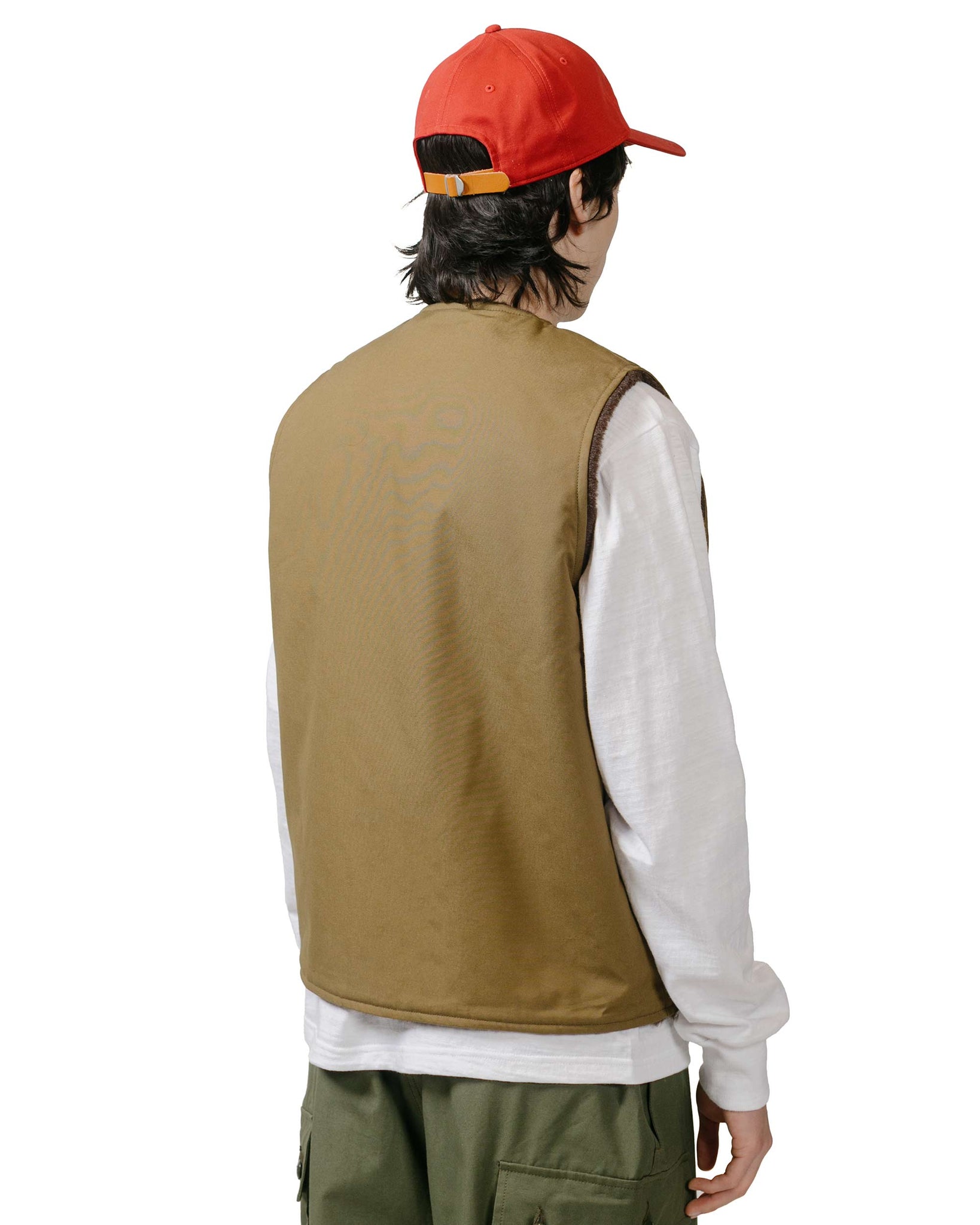 The Real McCoy's MJ23107 USN Alpaca Vest Khaki model back