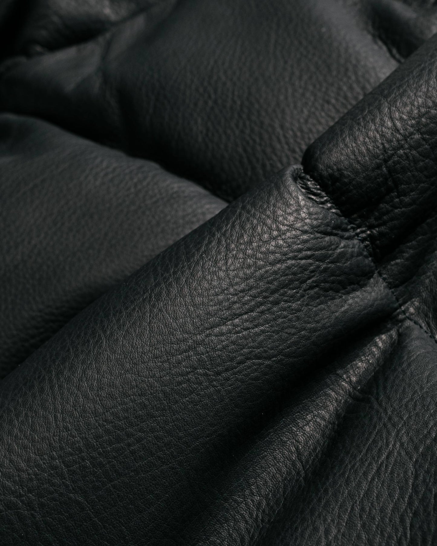 The Real McCoy's MJ23119 Deerskin Down Jacket Black fabric