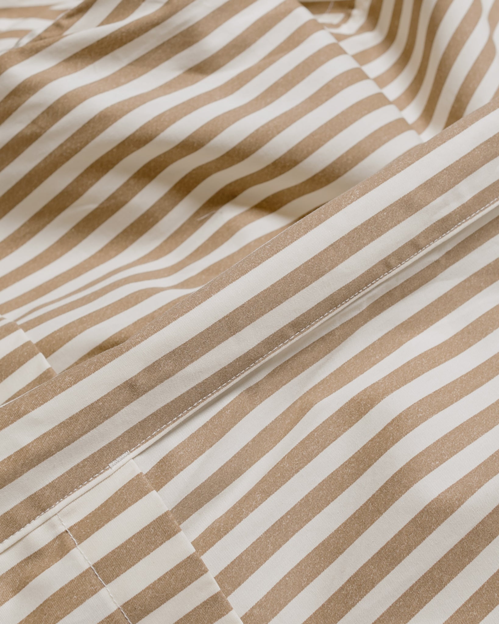 ts(s) Reversible Seam Taping Collarless Jacket Block Stripe Print Cotton Twill Cloth Brown fabric