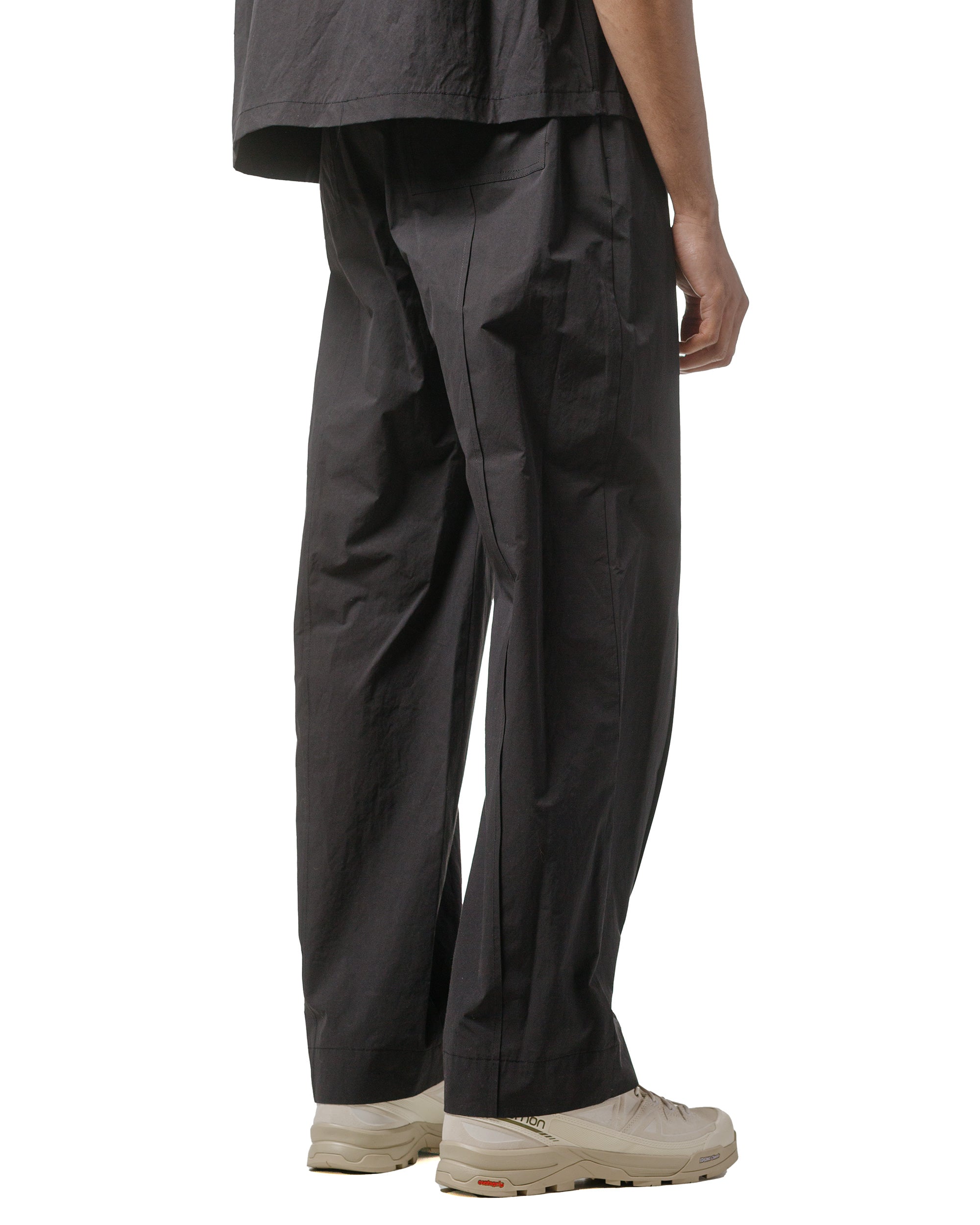 Amomento Belted Tuck Banding Pants Black