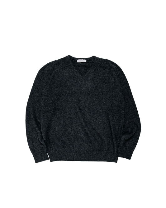 Amomento Racoon V-Neck Knit Charcoal