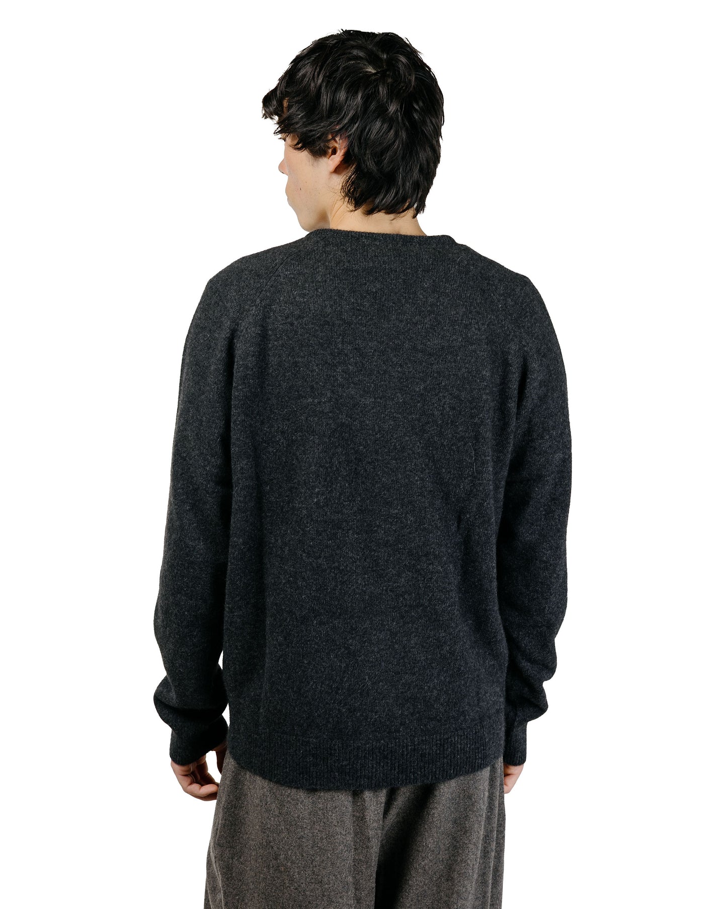 Amomento Racoon V-Neck Knit Charcoal