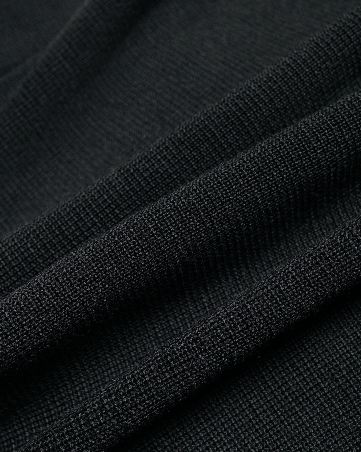 Arpenteur George Merino Wool Milano Black fabric