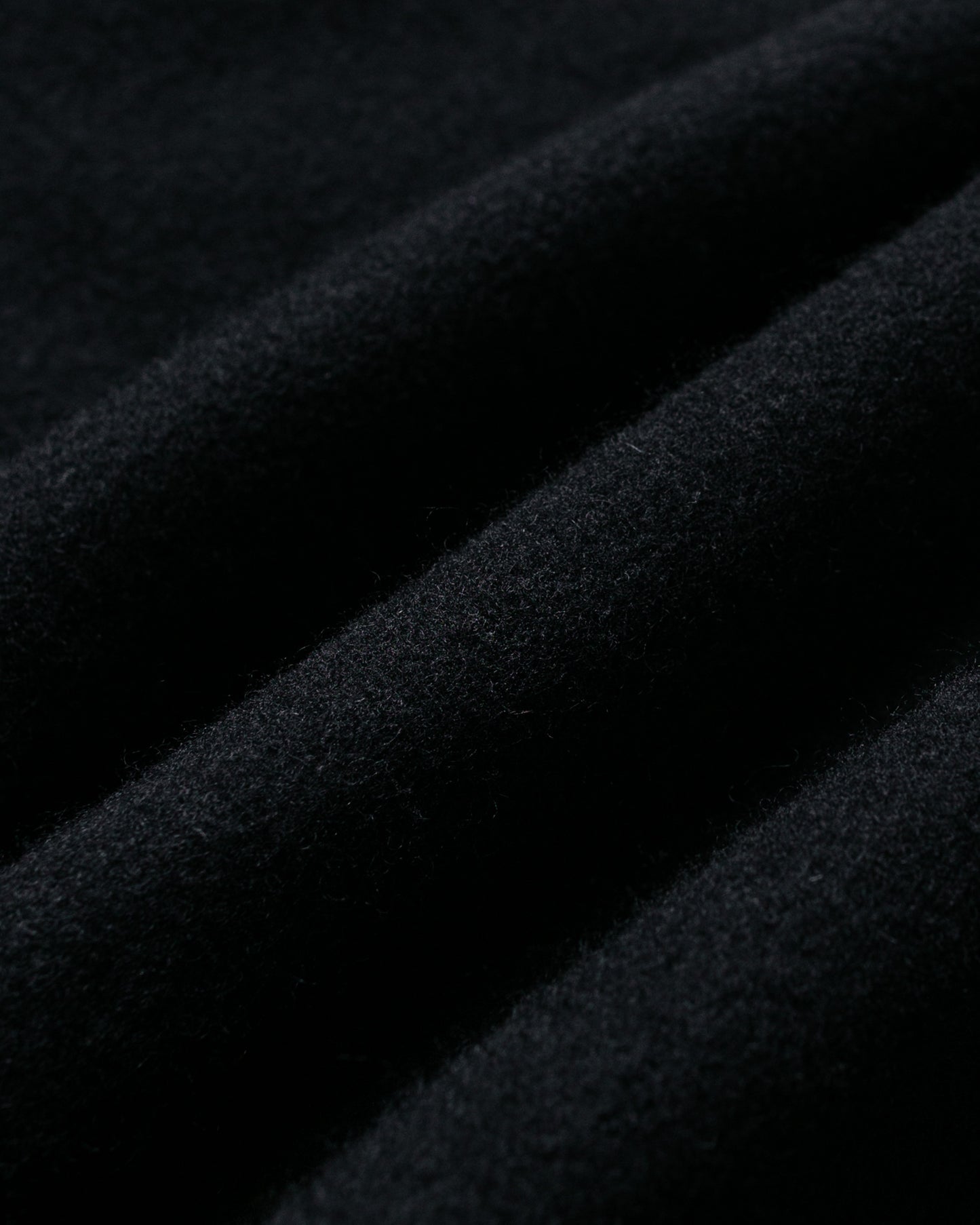 Arpenteur Lux J 120s Shaggy Wool Black