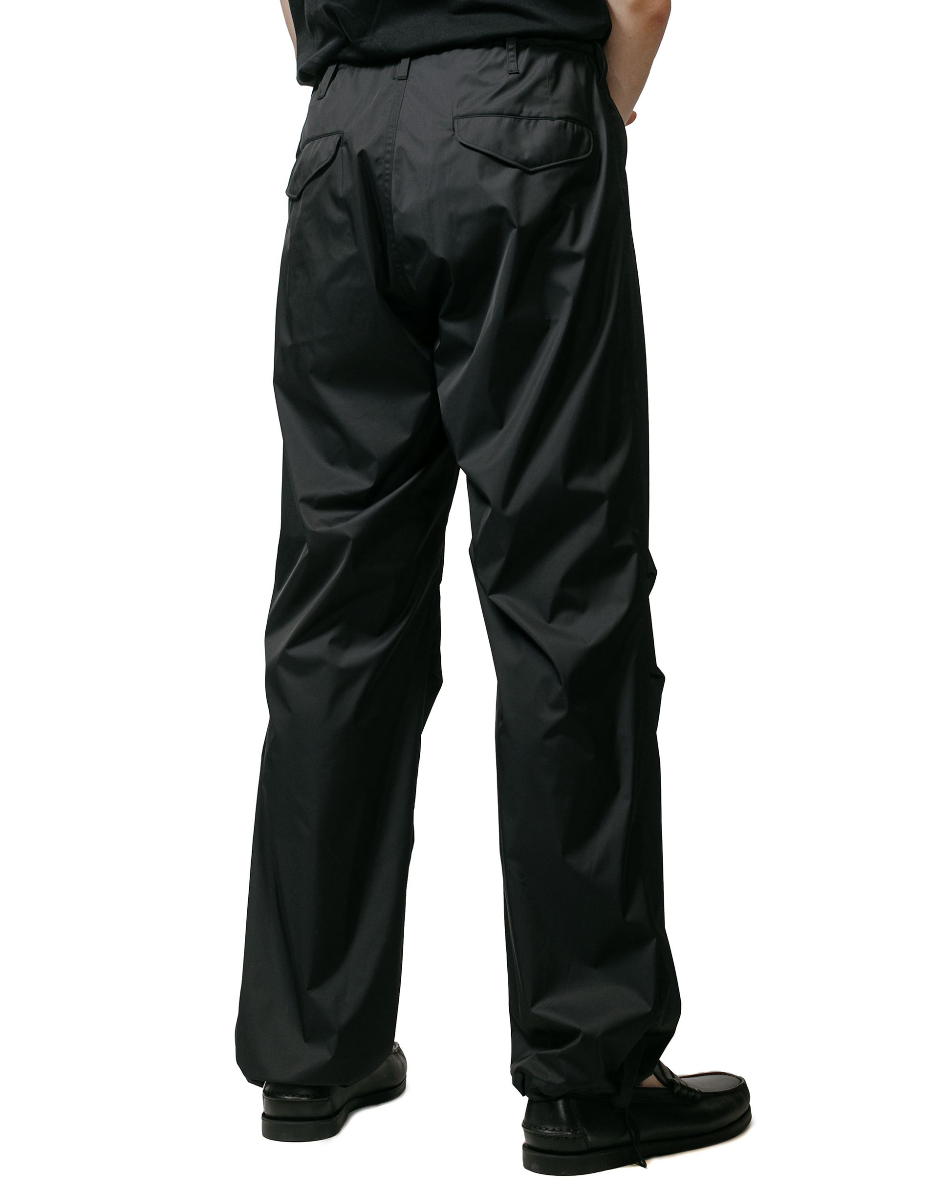 Auralee Hard Twist Polyester Satin Laminate Field Pants Black model back