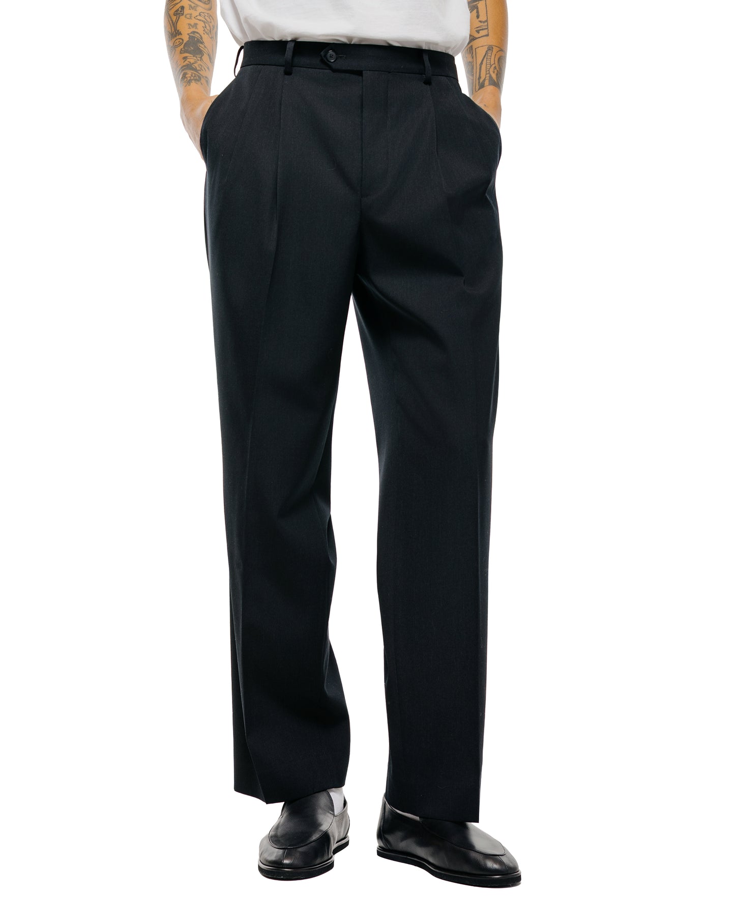 Auralee Light Wool Max Gabardine Two-Tuck Slacks Top Black