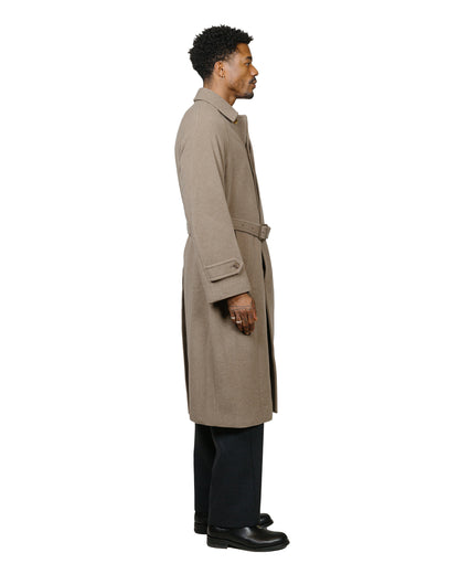 Auralee Super Fine Wool Mosser Soutien Collar Coat Khaki Beige model side