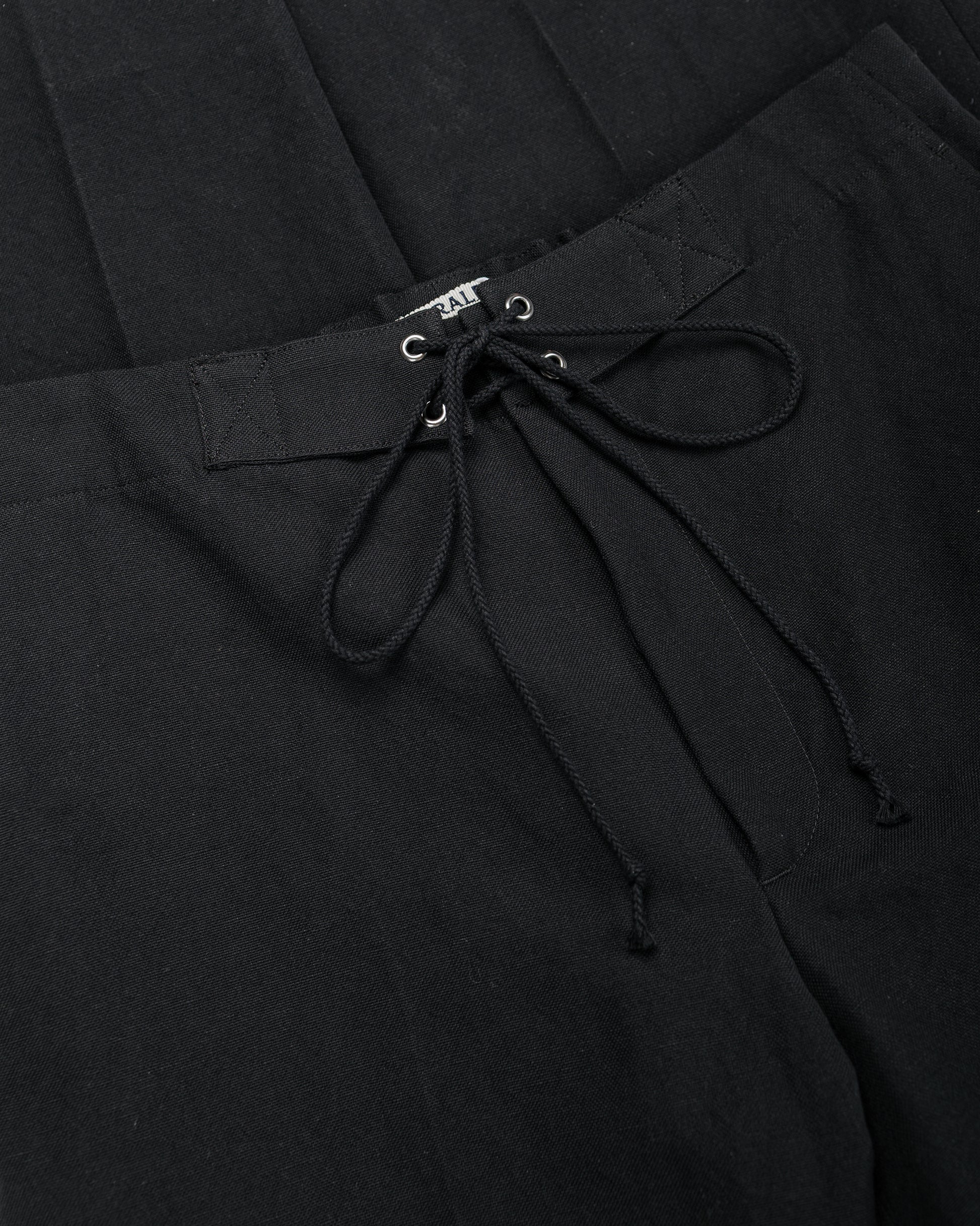 Auralee Wool Cotton Linen Ox Drawstring Pants Black