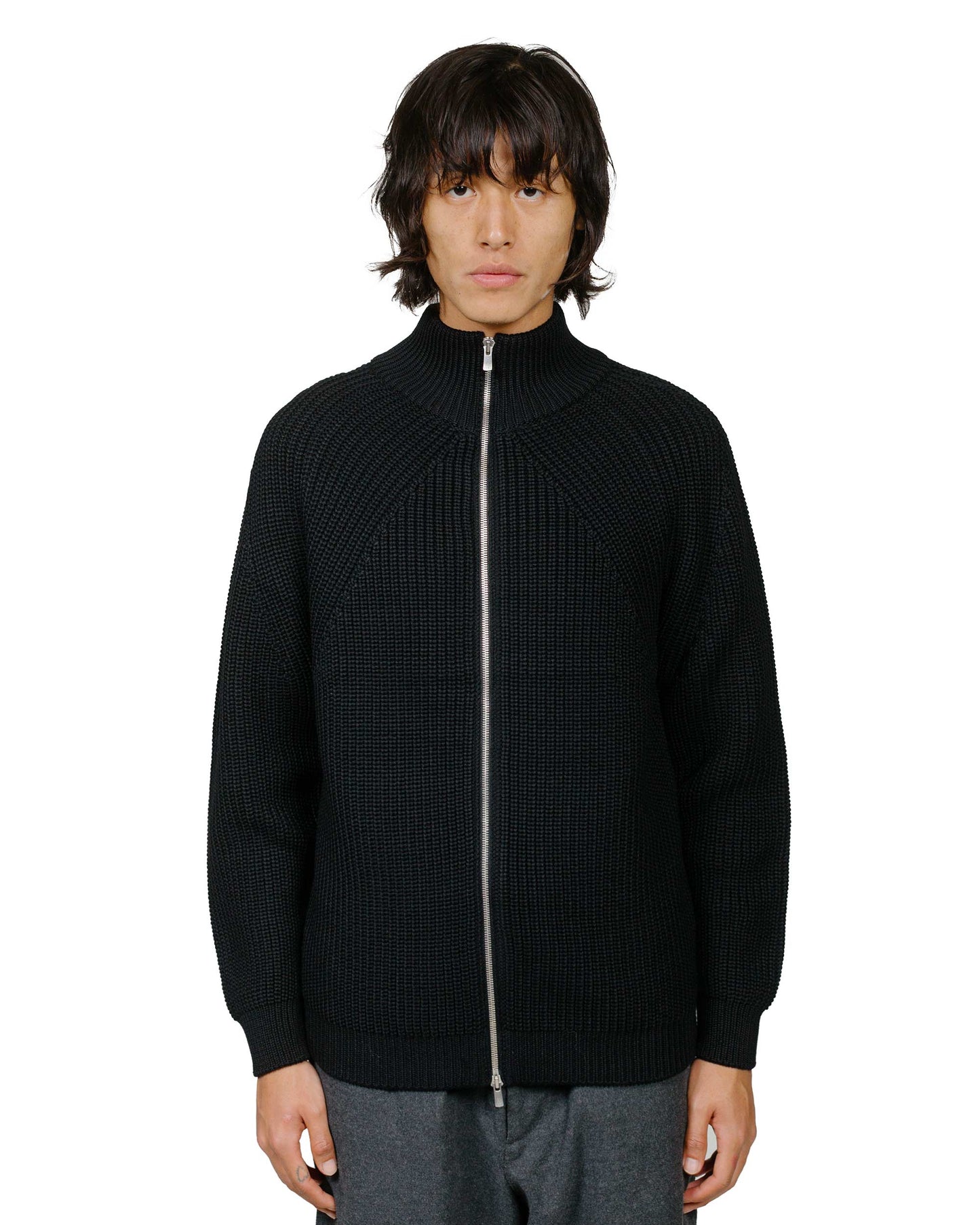 Batoner Signature Driver Knit Black model front