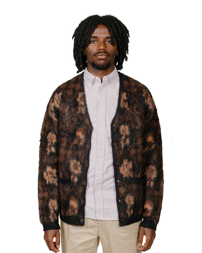 Beams Plus Cardigan Botanical Black model front