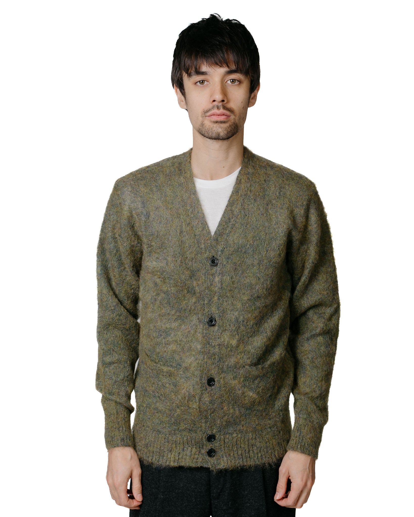Beams Plus Cardigan Stretch Mohair Green model front