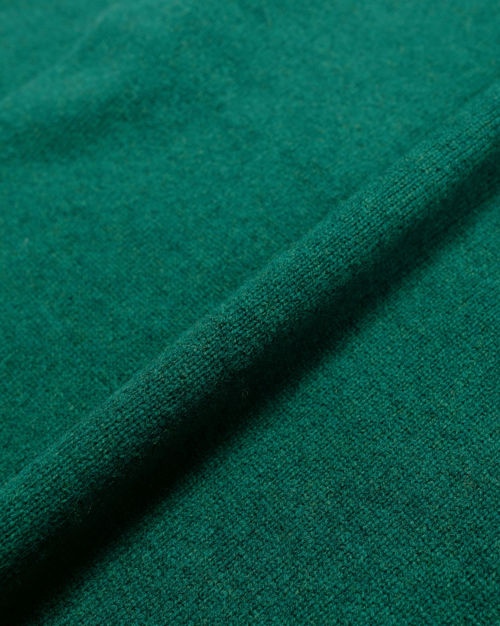 Beams Plus Knit Polo 9G Bright Green fabric
