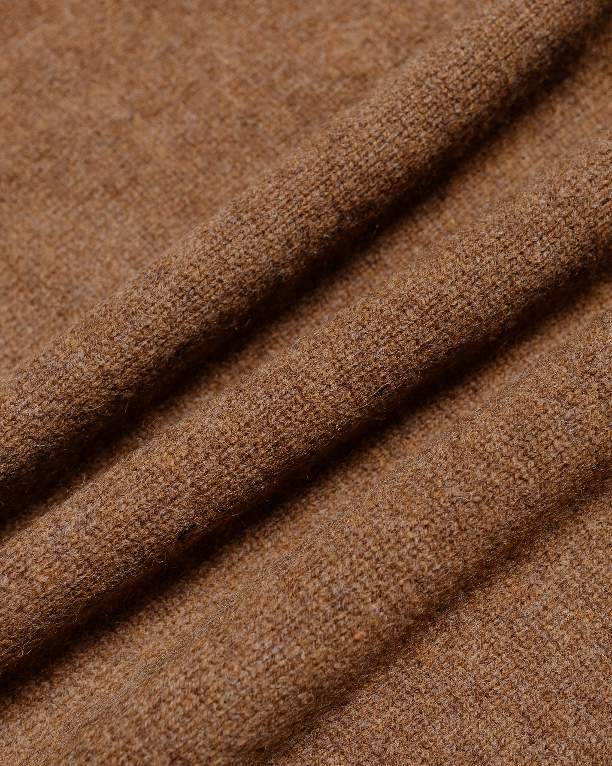 Beams Plus Knit Polo 9G Brown fabric