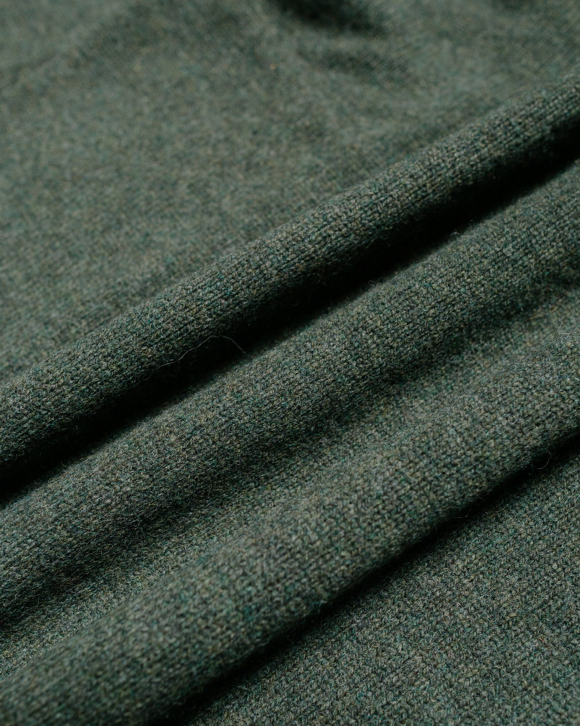 Beams Plus Knit Polo 9G Green fabric