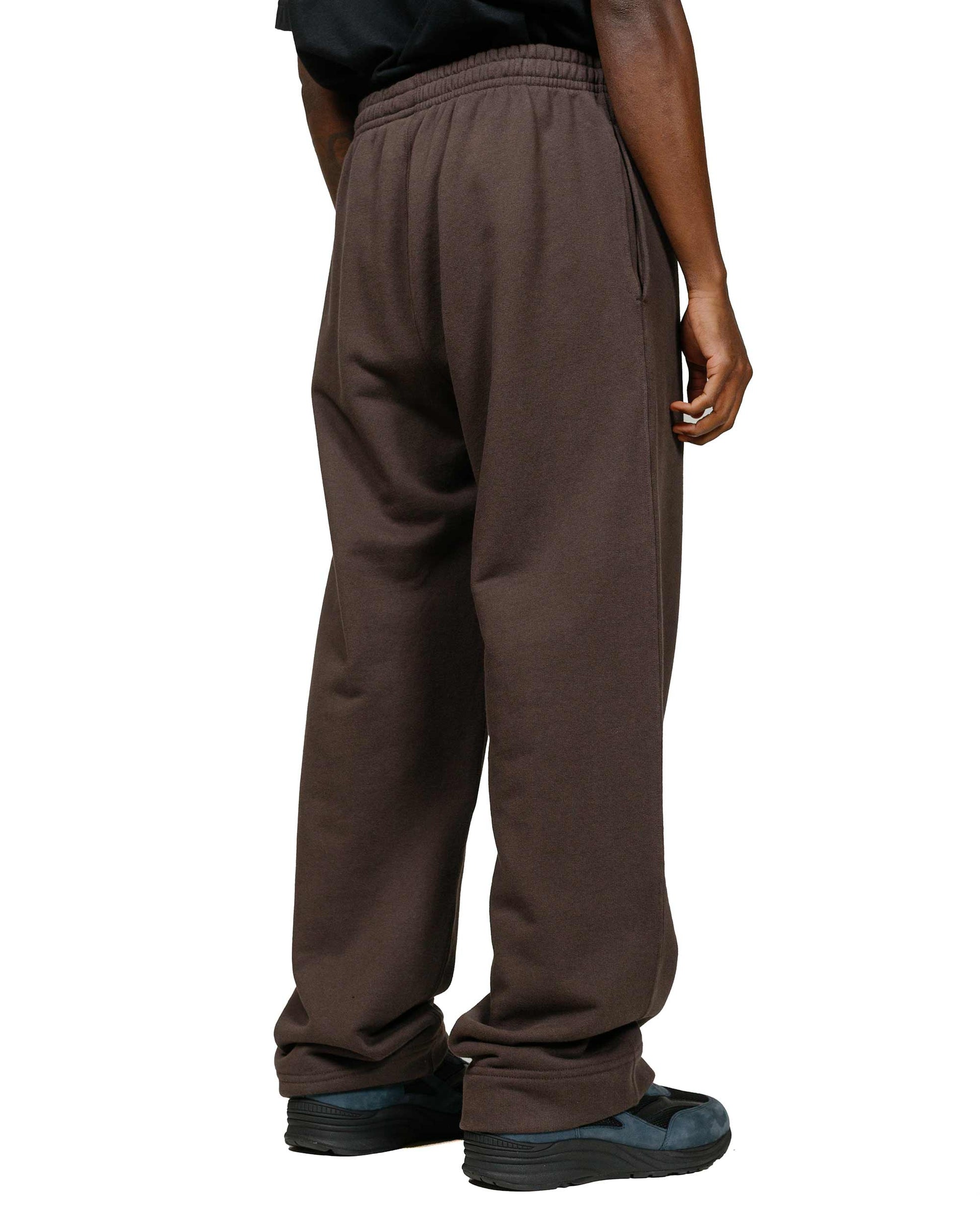 Body of Work Rowan Sweatpants Loam Brown model back