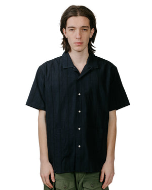 Gitman Vintage Bros. Navy Cotton/Linen Yarn-Dyed Dobby Beach Shirt model front