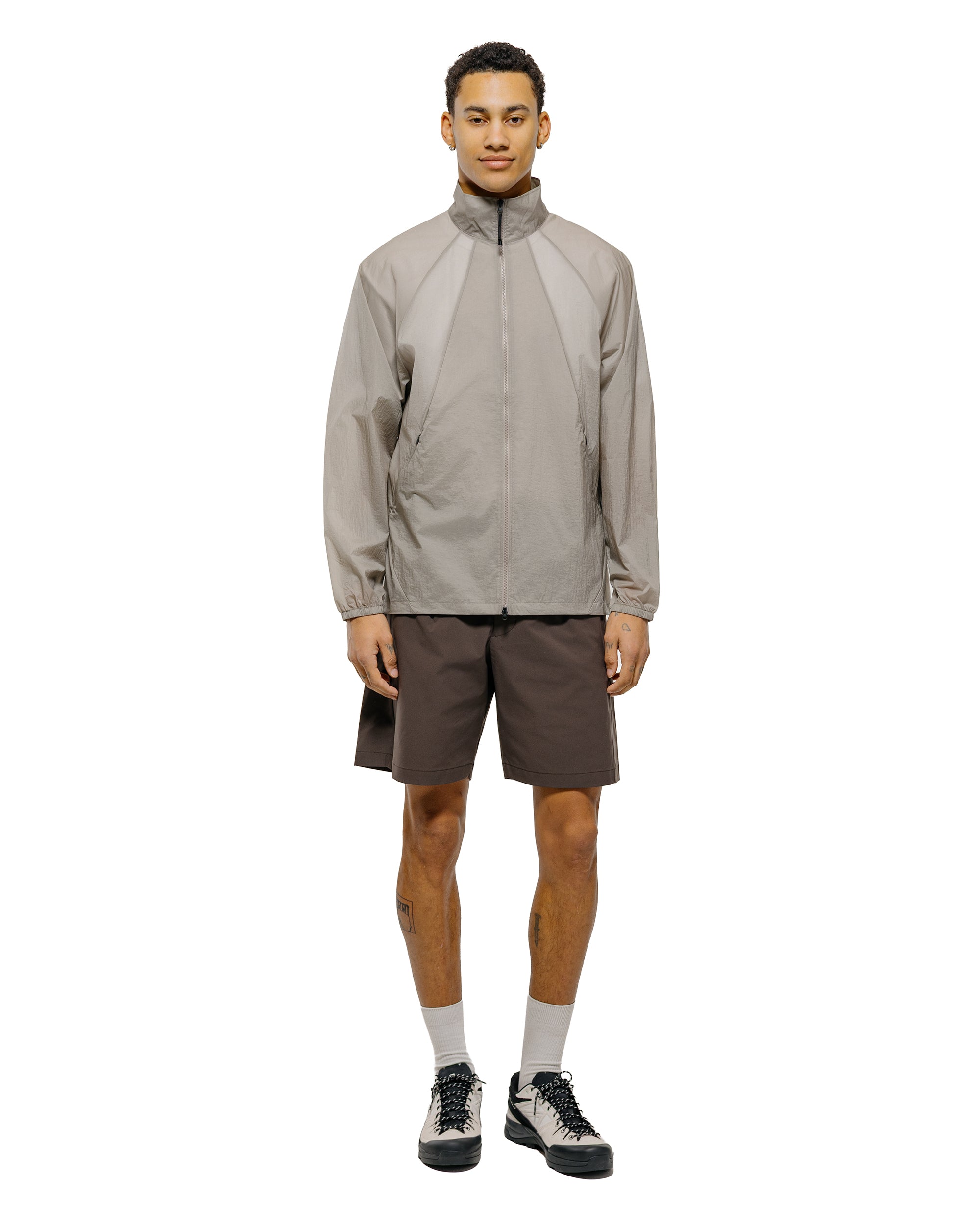 Goldwin One Tuck Light Stretch Shorts Jet Brown