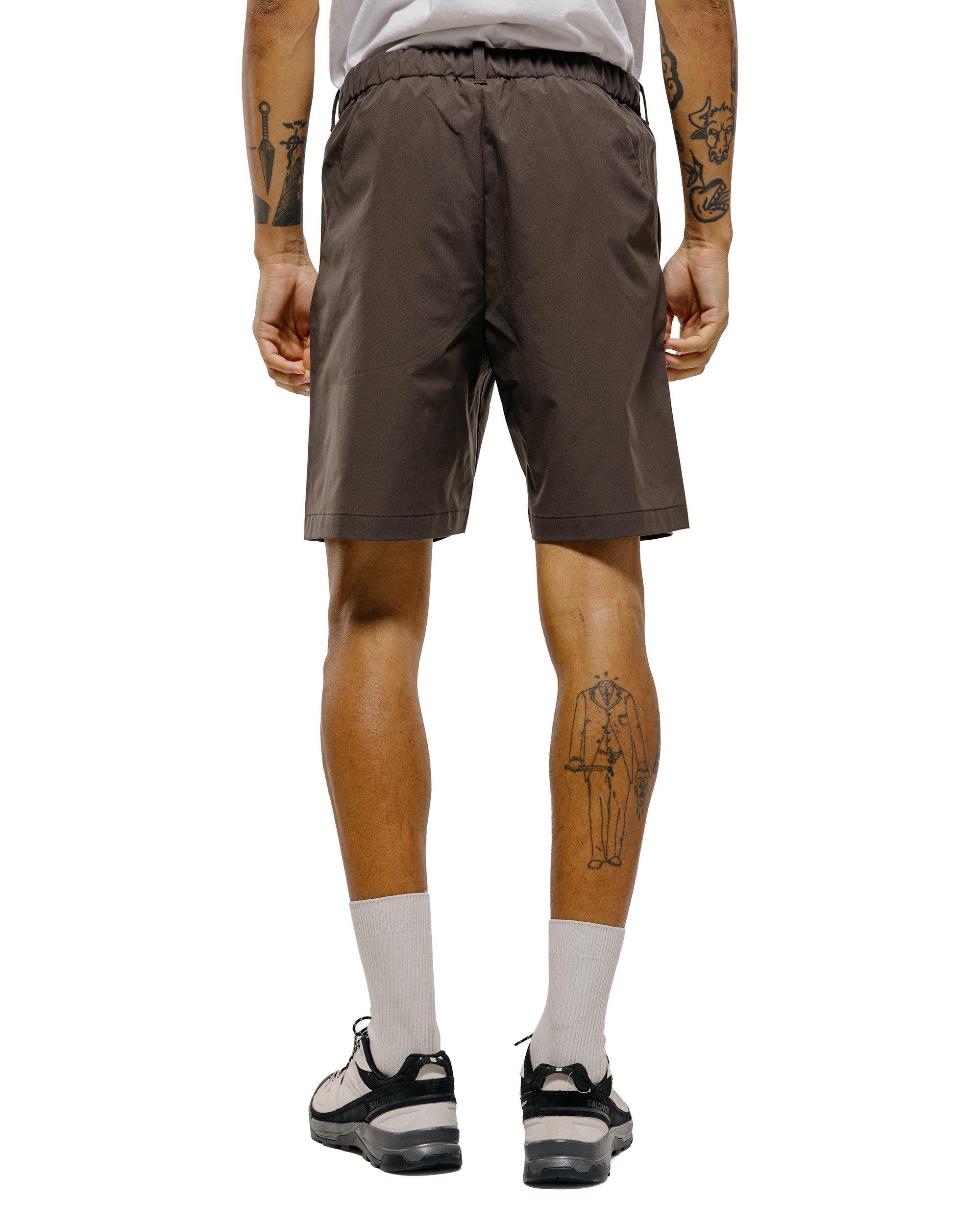 Goldwin One Tuck Light Stretch Shorts Jet Brown