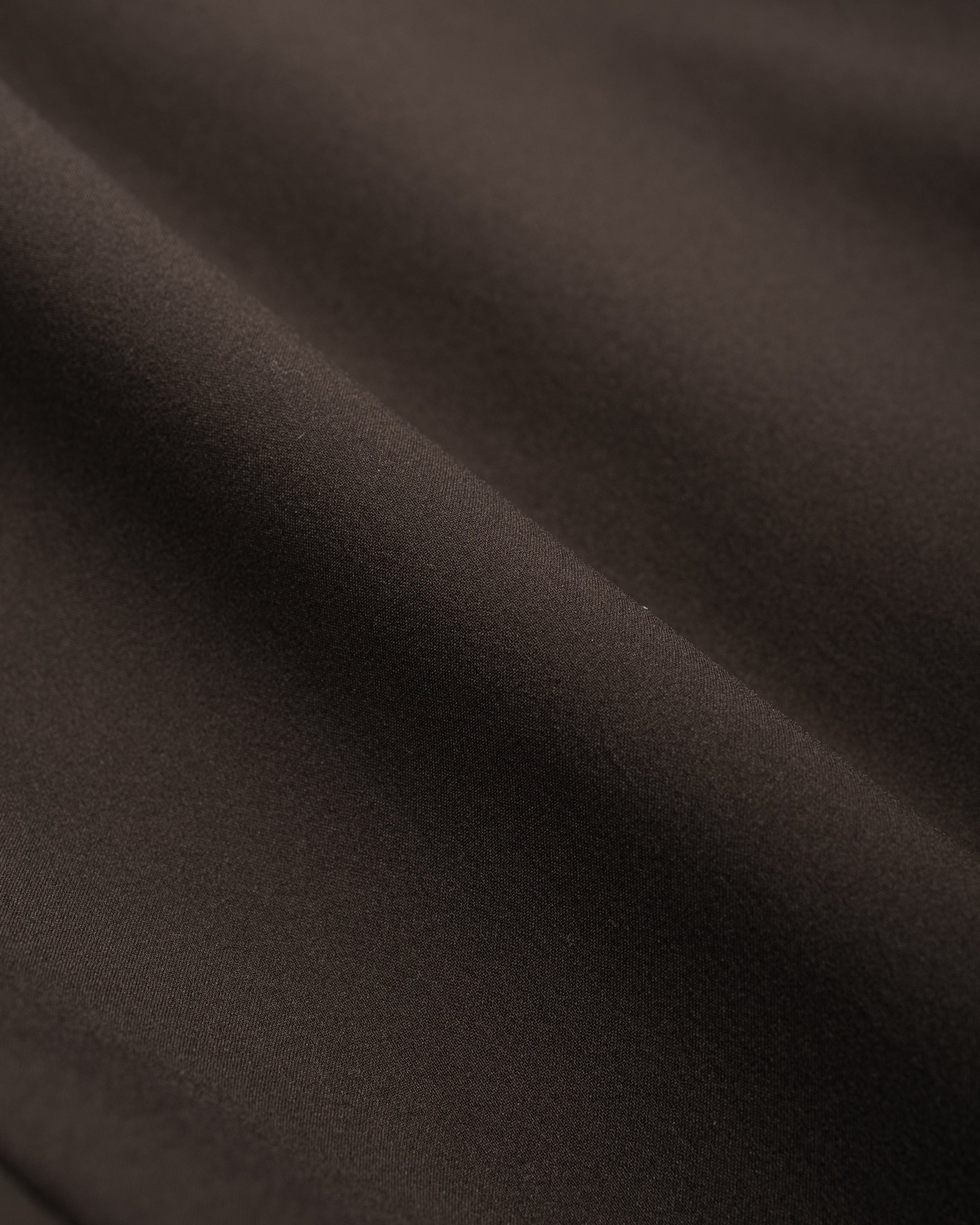 Goldwin One Tuck Light Stretch Shorts Jet Brown