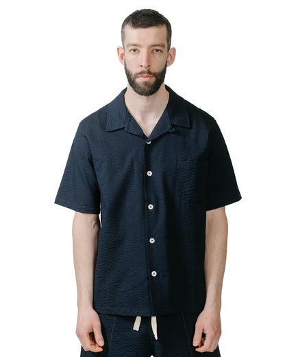 Howlin' Cocktail Shirt Navy Japanese Seersucker model front