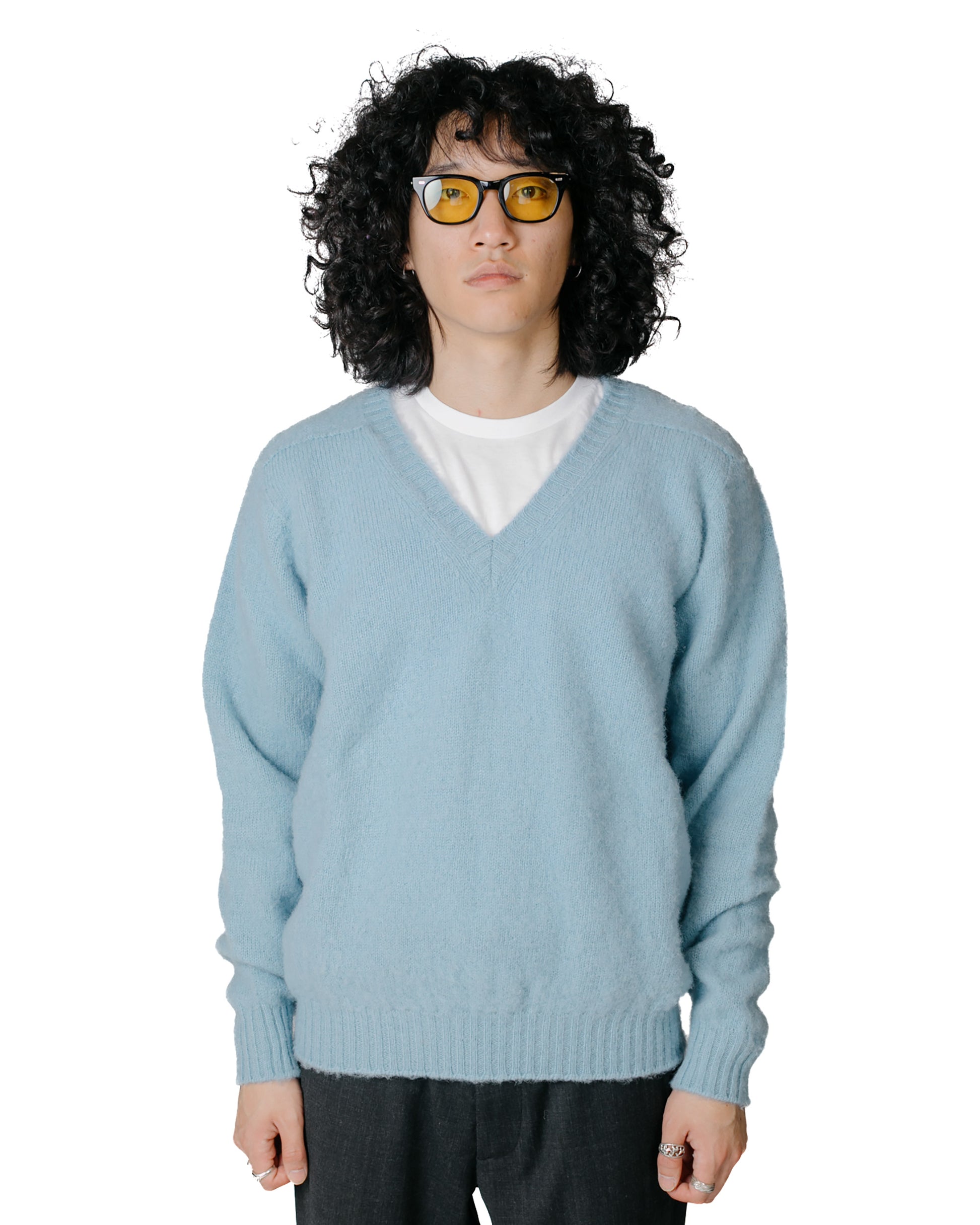 Howlin' Shaggy Bear V Neck Soft Blue Model Front