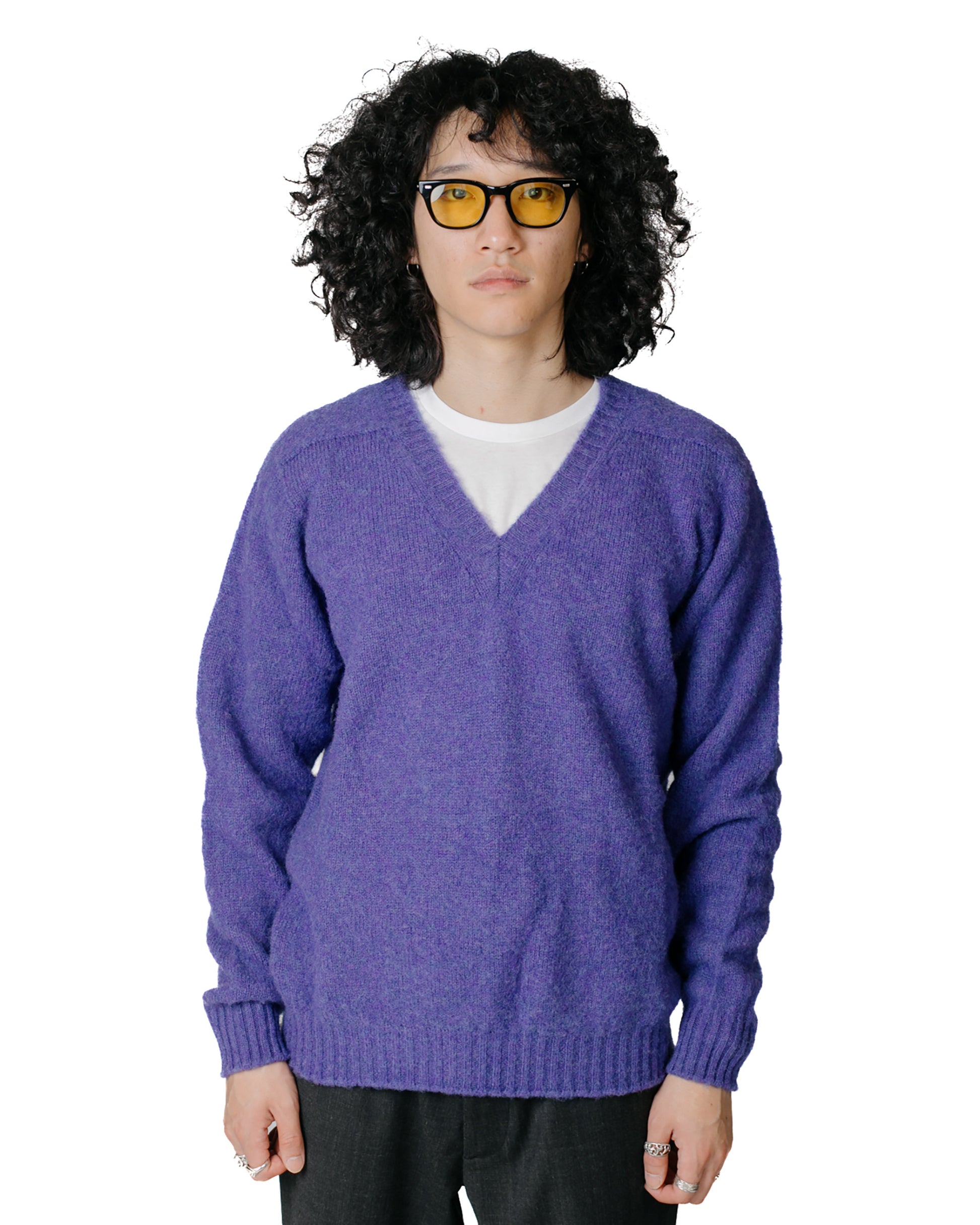 Howlin' Shaggy Bear V Neck Violet Dreams Model Front