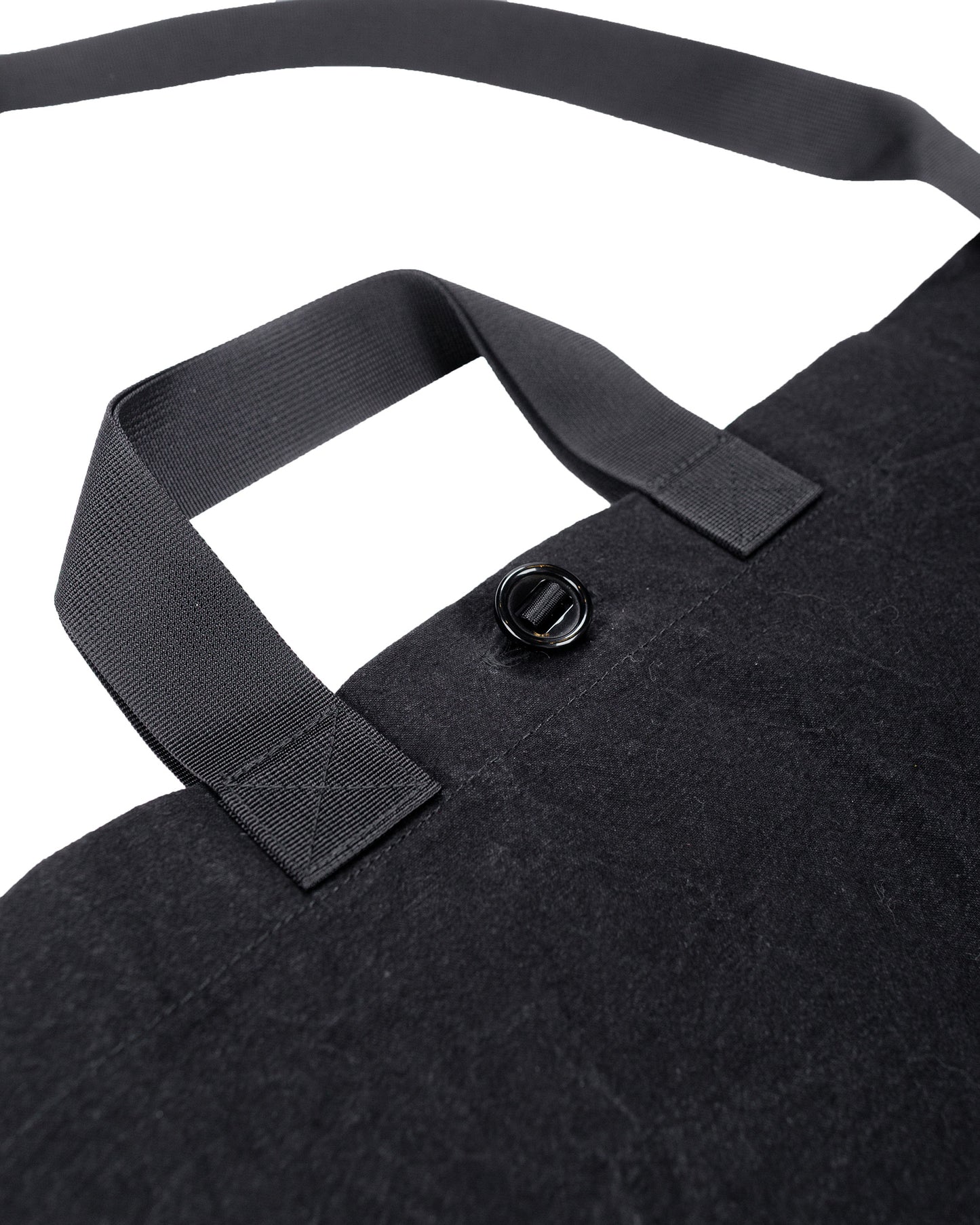 MAN-TLE R0B1 'Multi Handle Tote' Black Wax