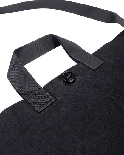 MAN-TLE R0B1 'Multi Handle Tote' Black Wax