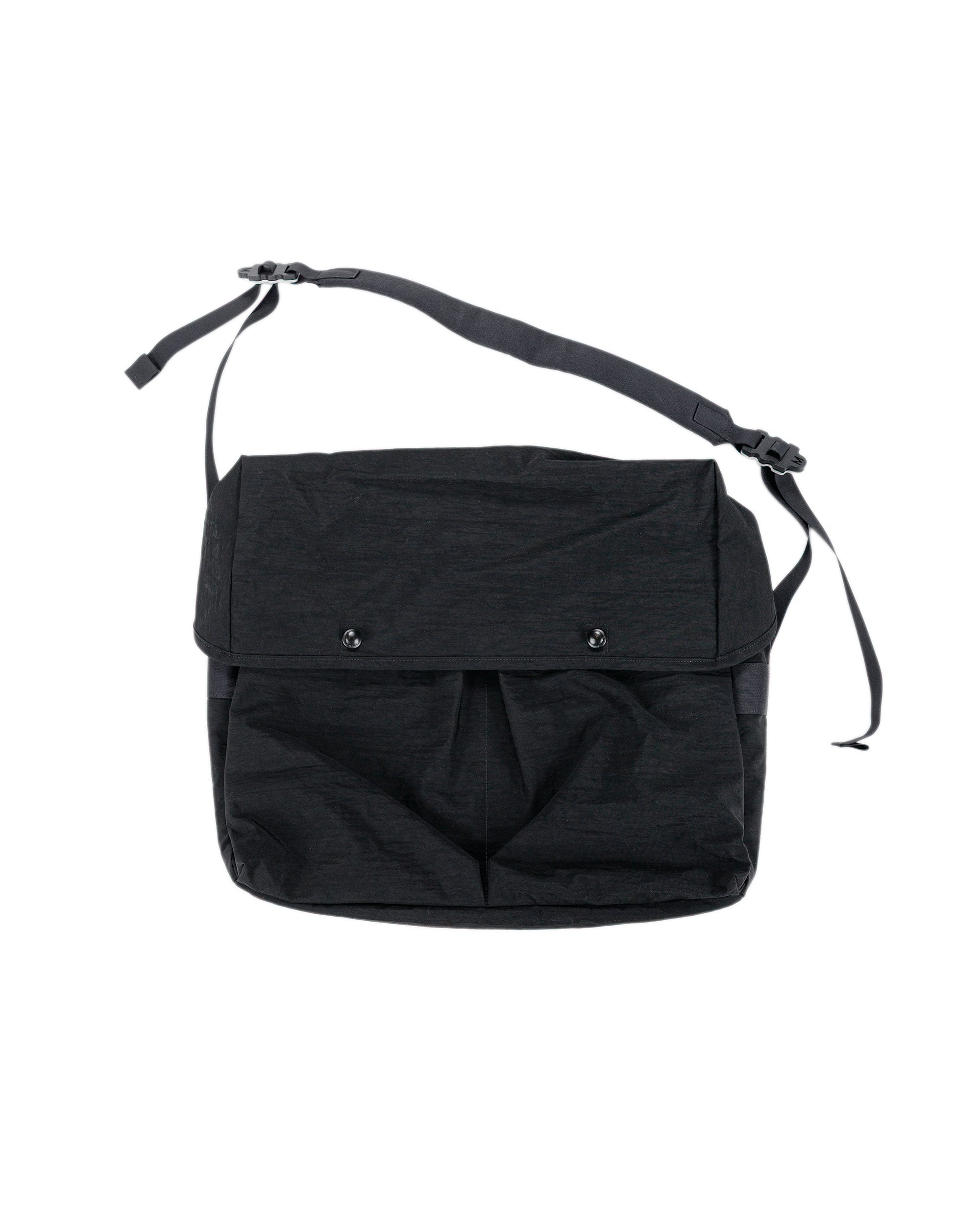 MAN-TLE R0G2 'Snap Messenger' Black Nylon