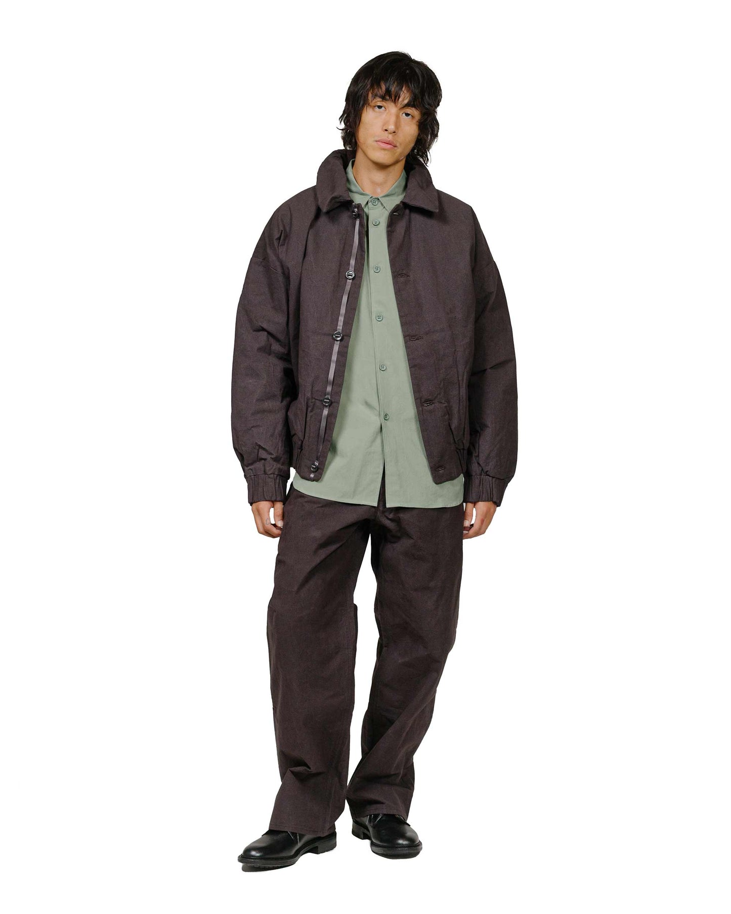 MAN-TLE R17 Pants-4 Earth Wax model full