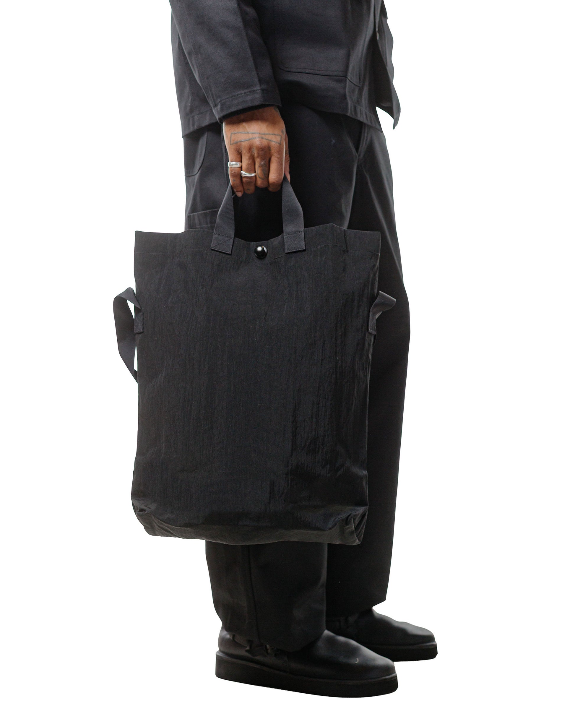 MAN-TLE R0B1 'Multi Handle Tote' Black Nylon