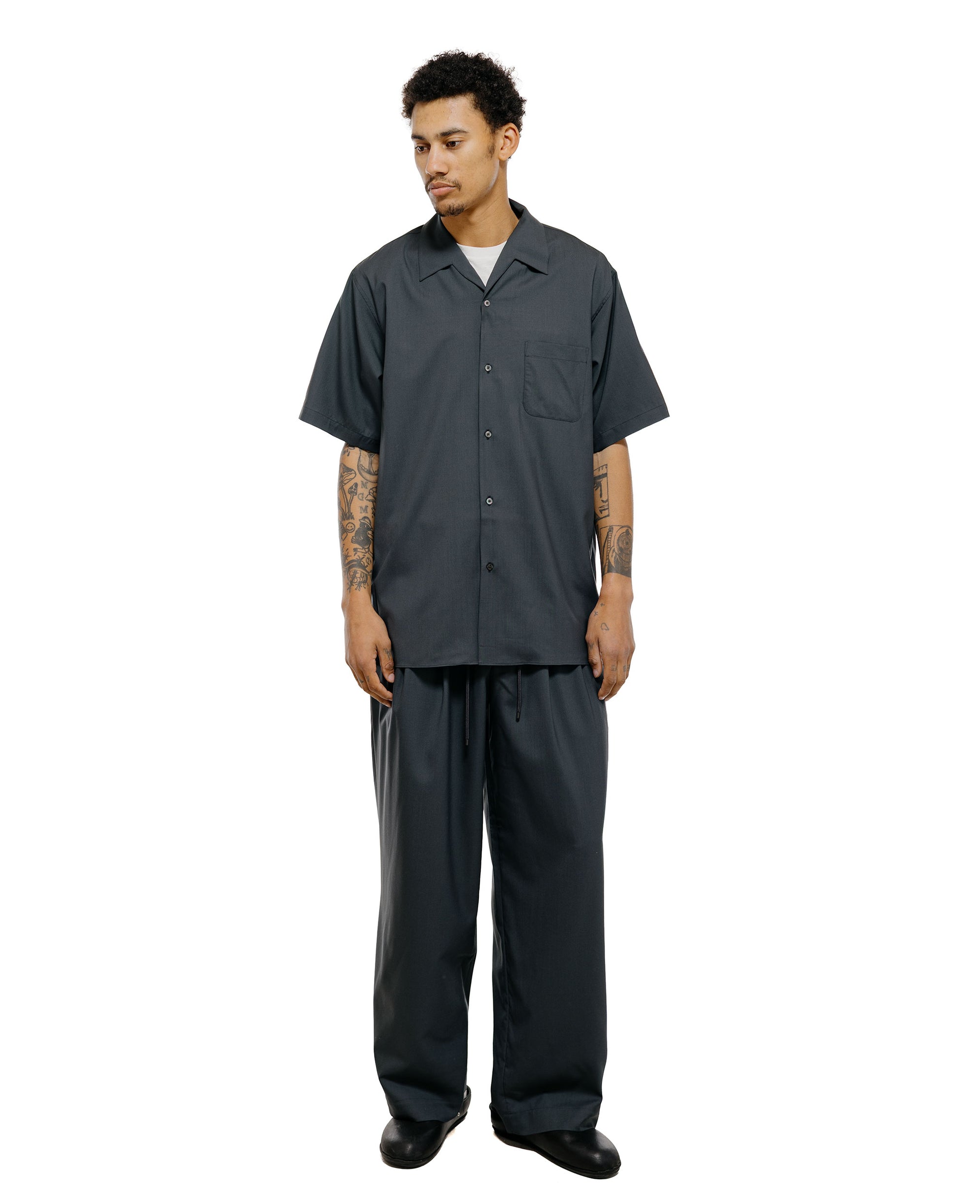 MARKAWARE Italian Open Collar S/S Shirt Organic Wool 2/80 Tropical Charcoal