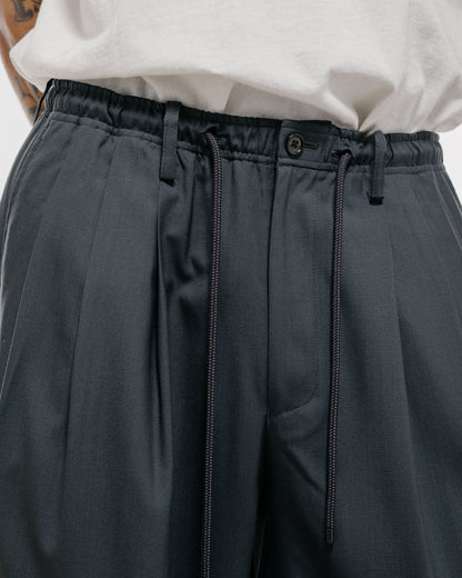 MARKAWARE Triple Pleated Easy Trousers Organic Wool 2/80 Tropical Charcoal