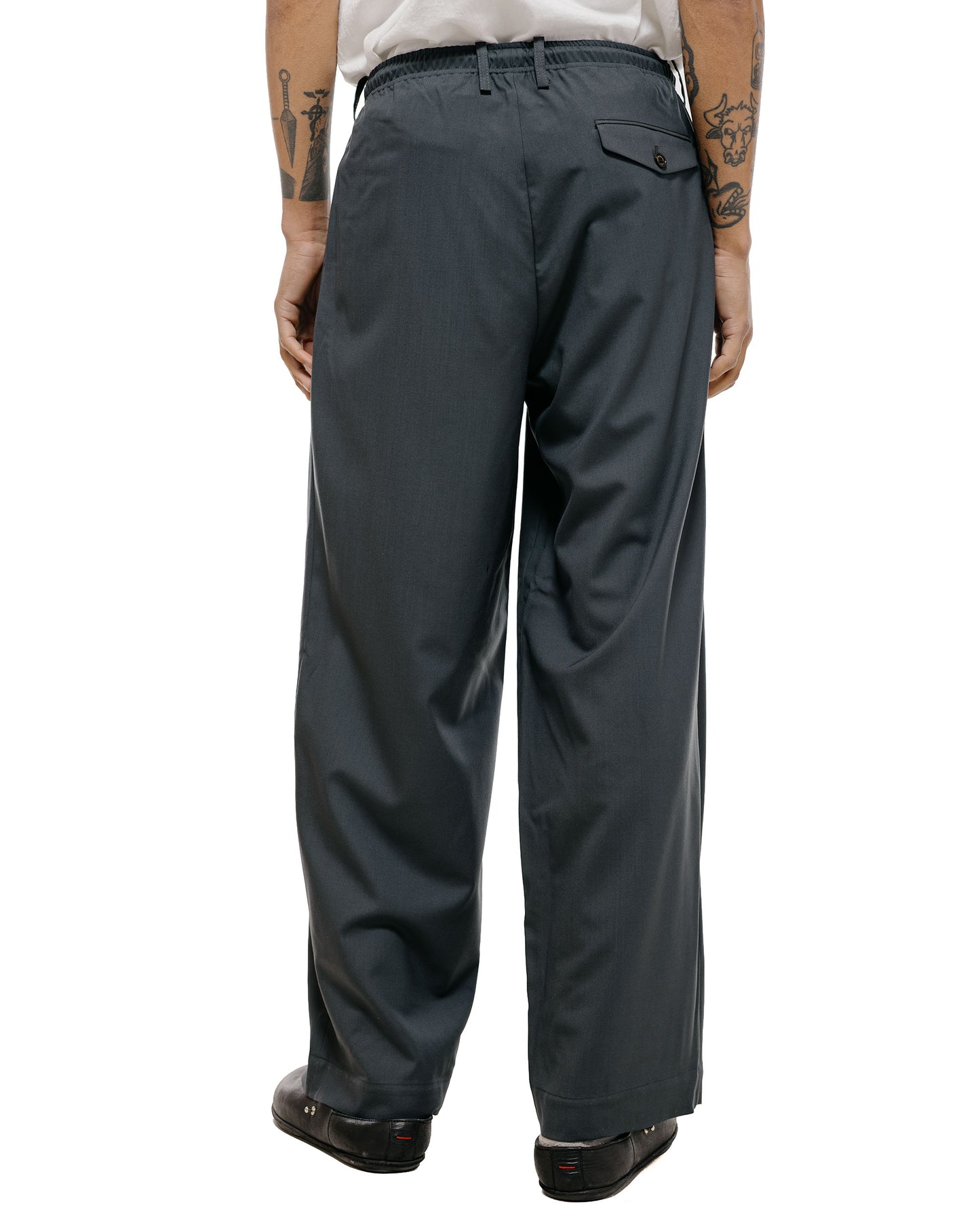 MARKAWARE Triple Pleated Easy Trousers Organic Wool 2/80 Tropical Charcoal