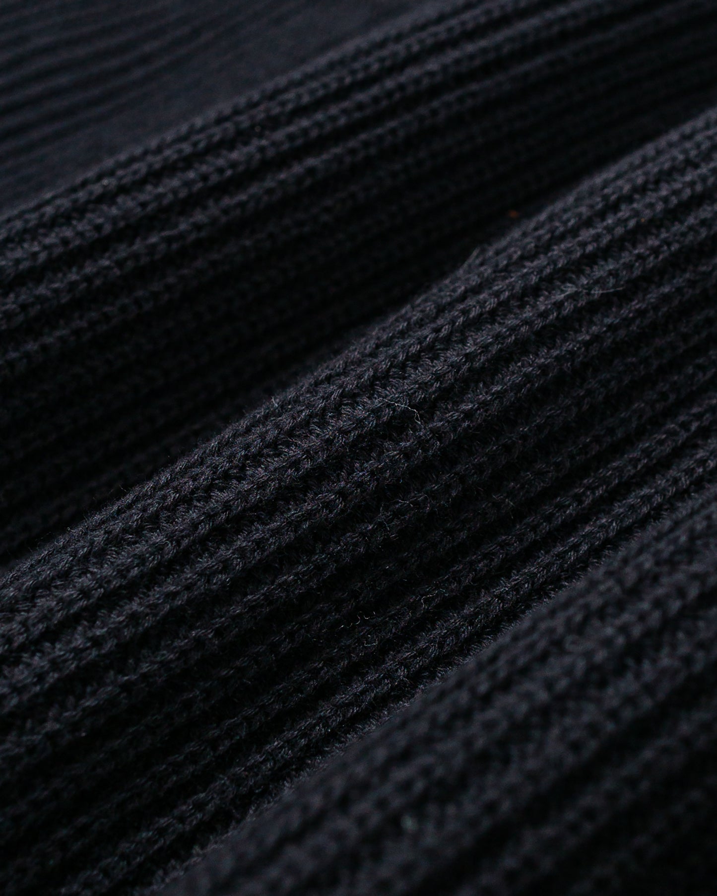 Merz B. Schwanen KNITSHIRT05 Ribbed Knitshirt Deep Black