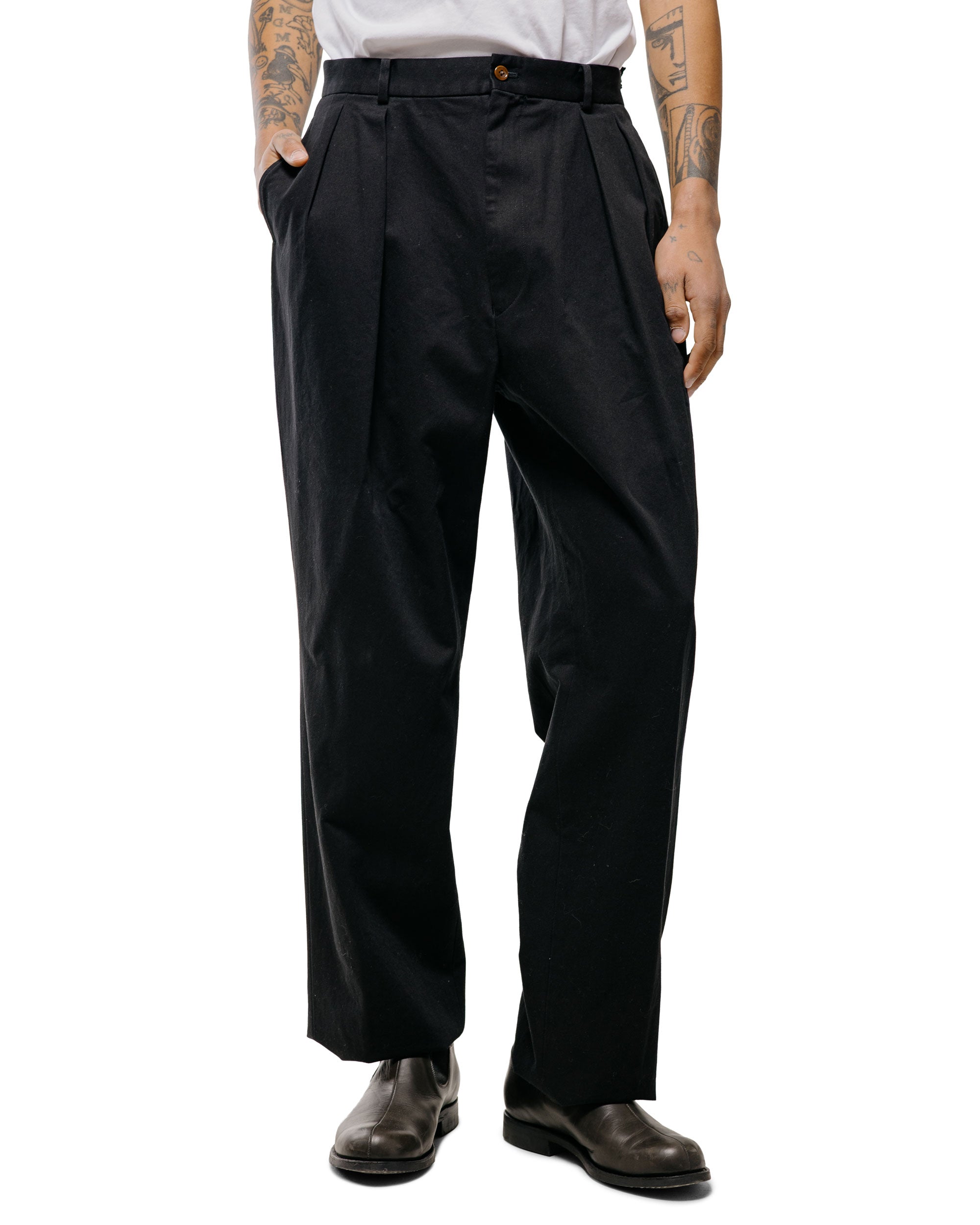 NEAT Chino Black