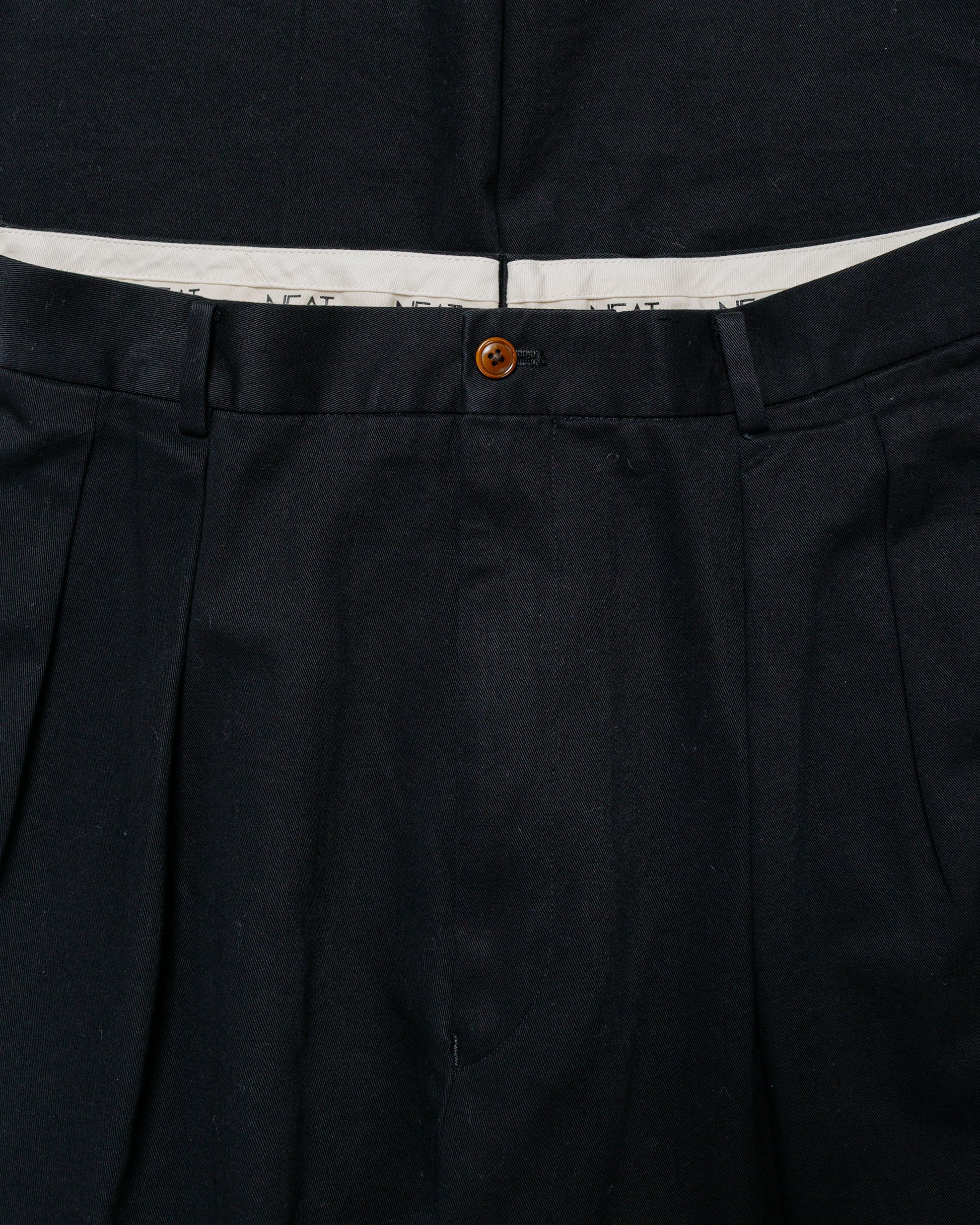 NEAT Chino Black