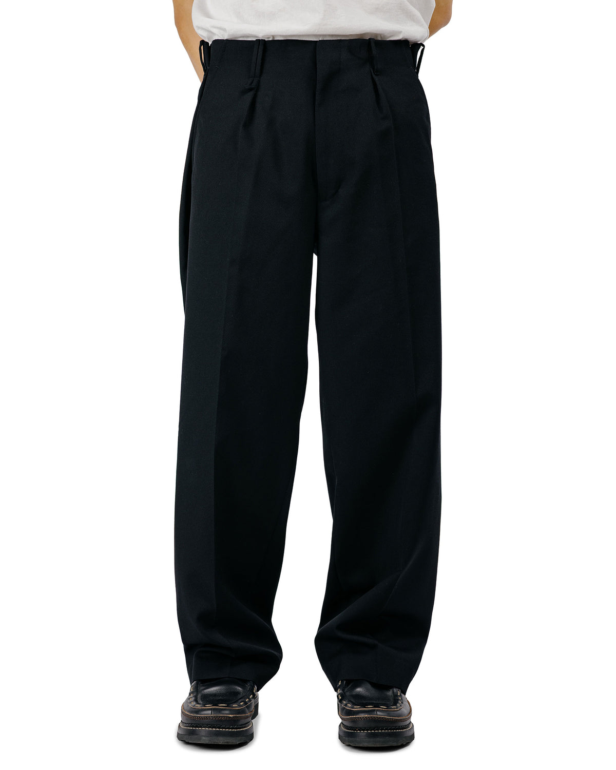 NICENESS T.Dickens Black