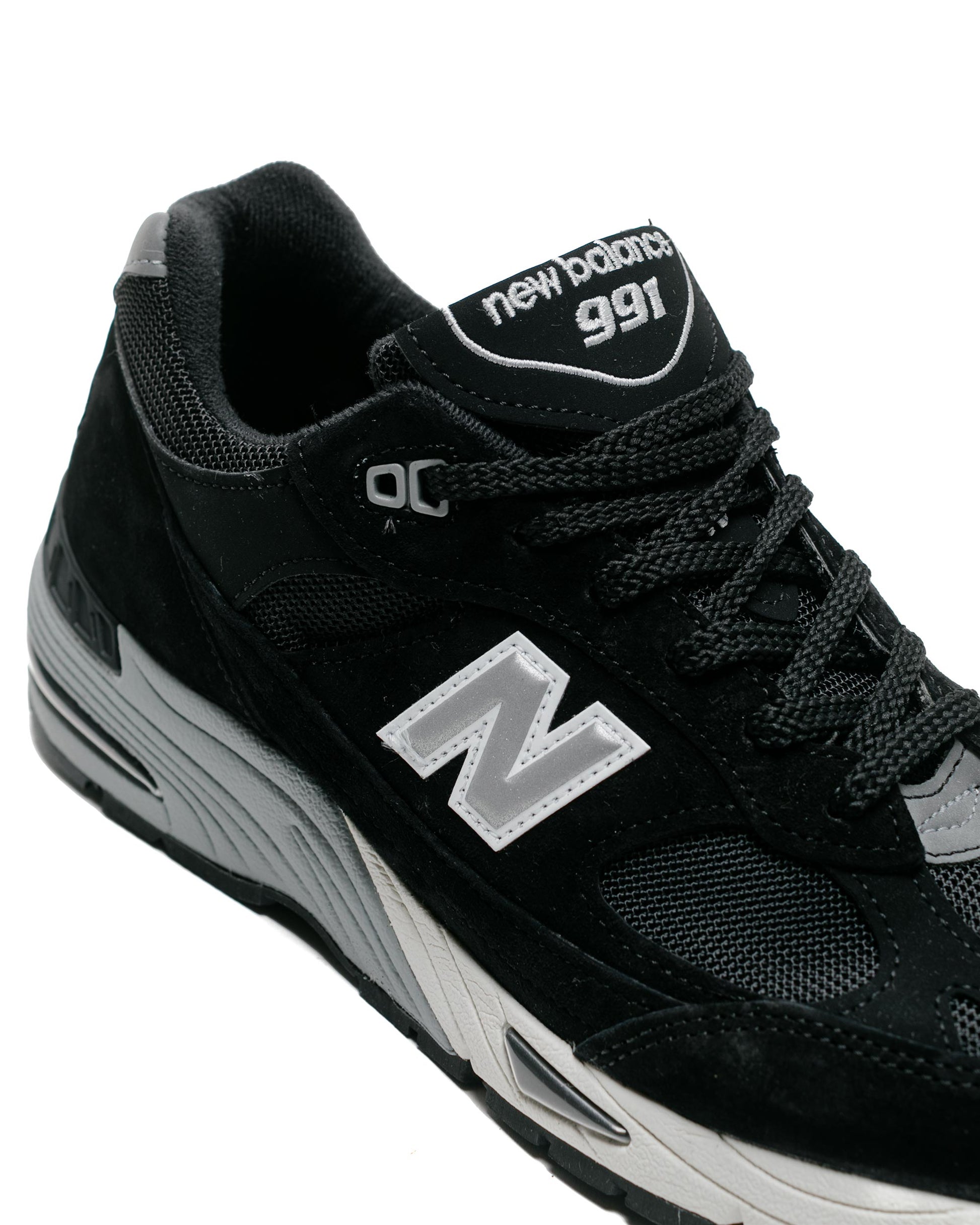 New Balance M991EKS Black & Silver Close