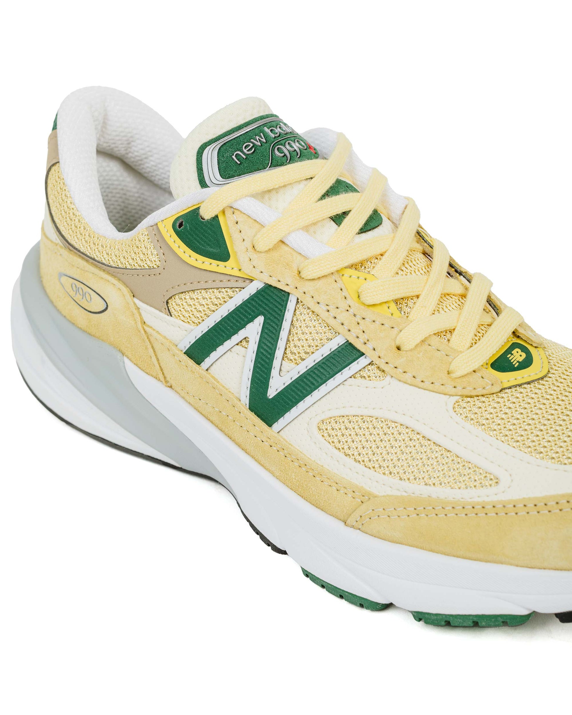 New Balance U990TE6 Pale Yellow Close