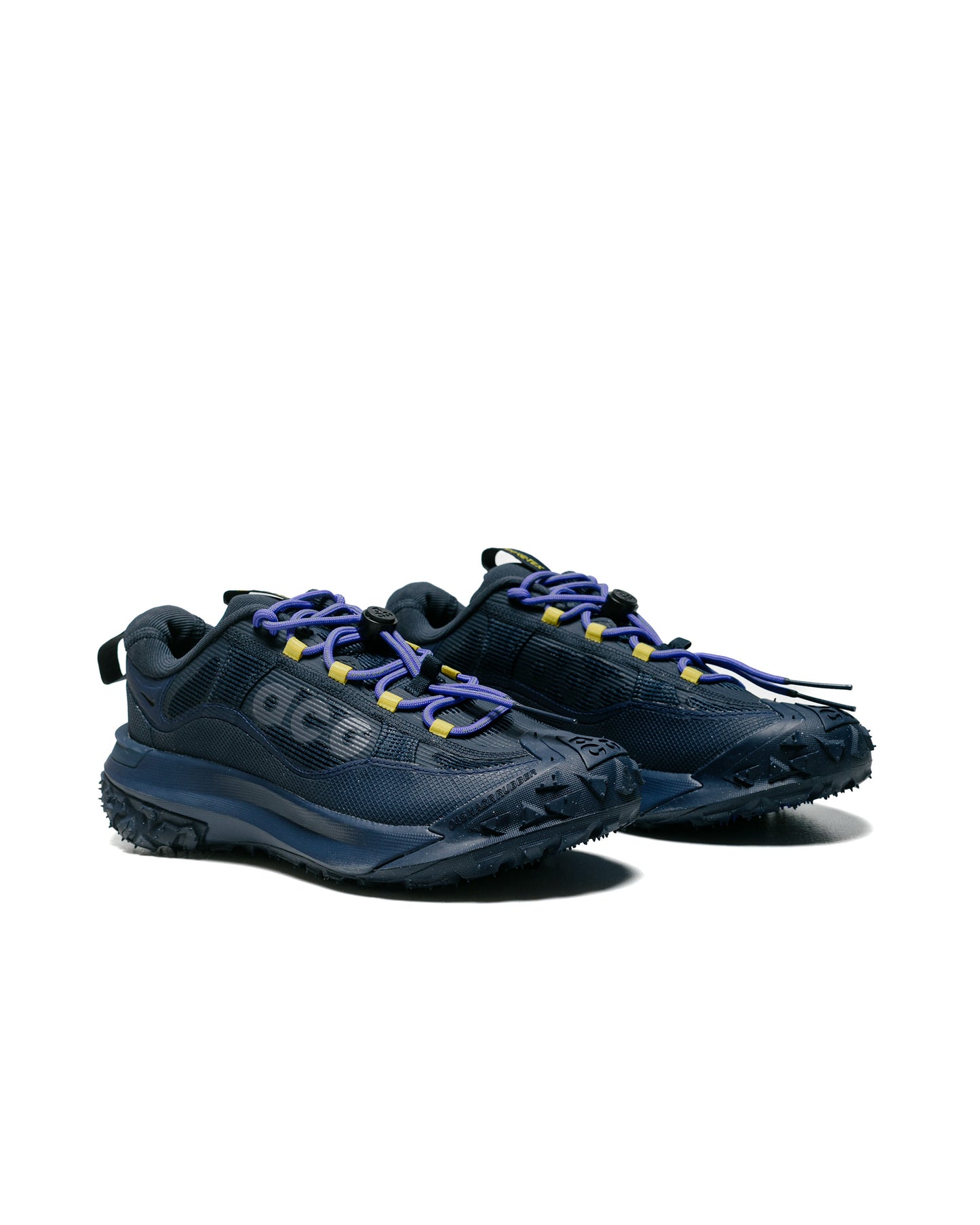 Nike ACG Mountain Fly 2 Low GORE-TEX Dark Obsidian side