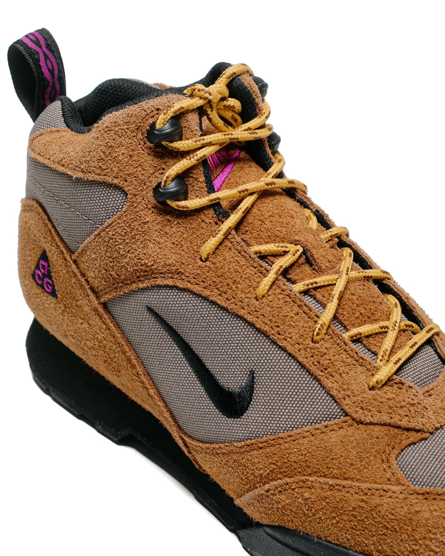 Nike ACG Torre Mid Pecan close