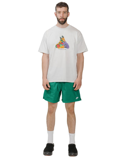 Nike Club Flow Short Malachite/White model full